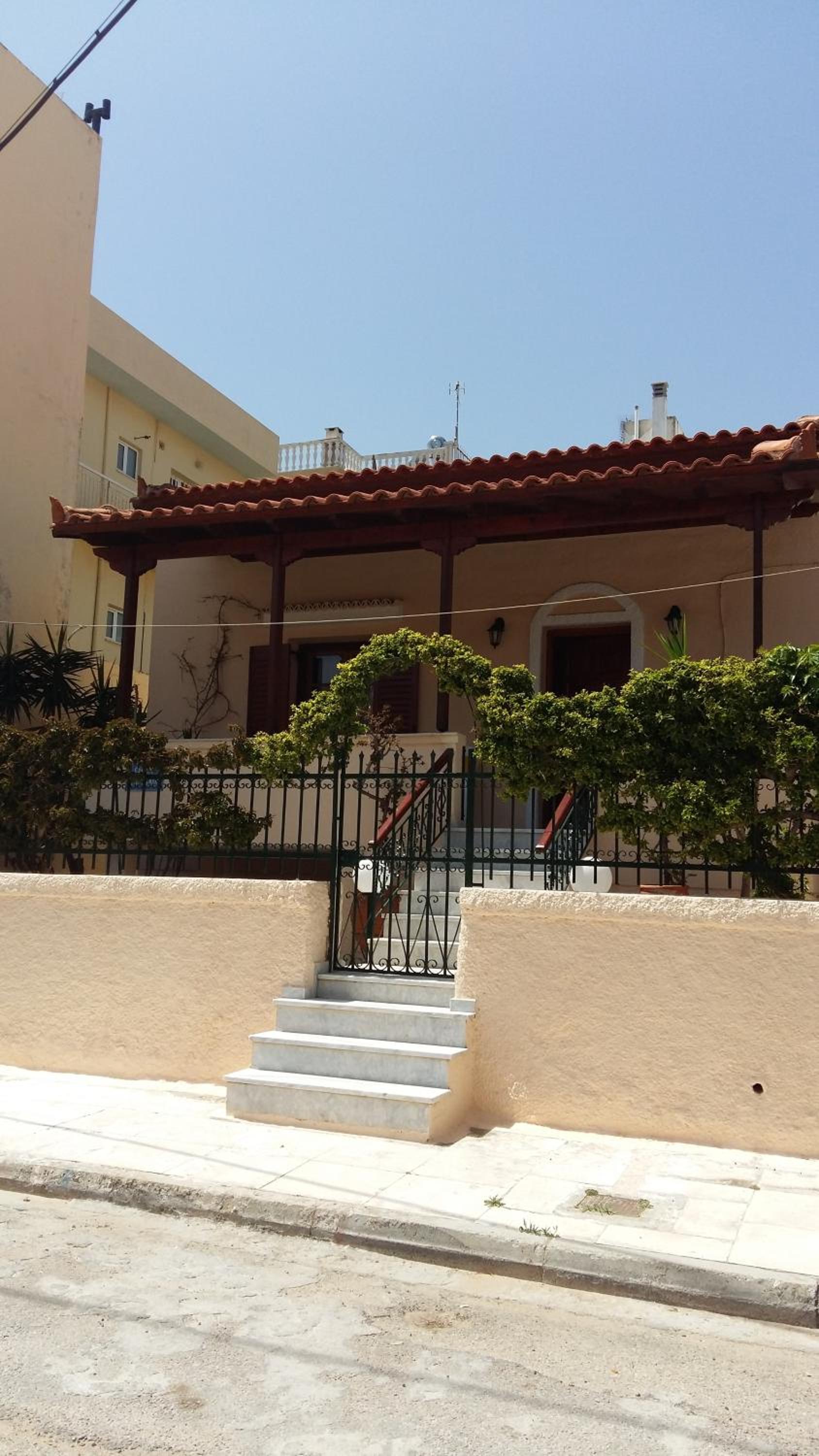 Nineta's House Sea View near the Airport view 4