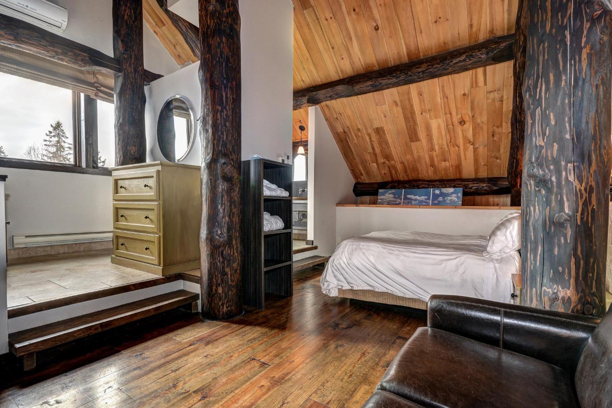 Les Condos Du Lac Taureau- Rooms & Condos
