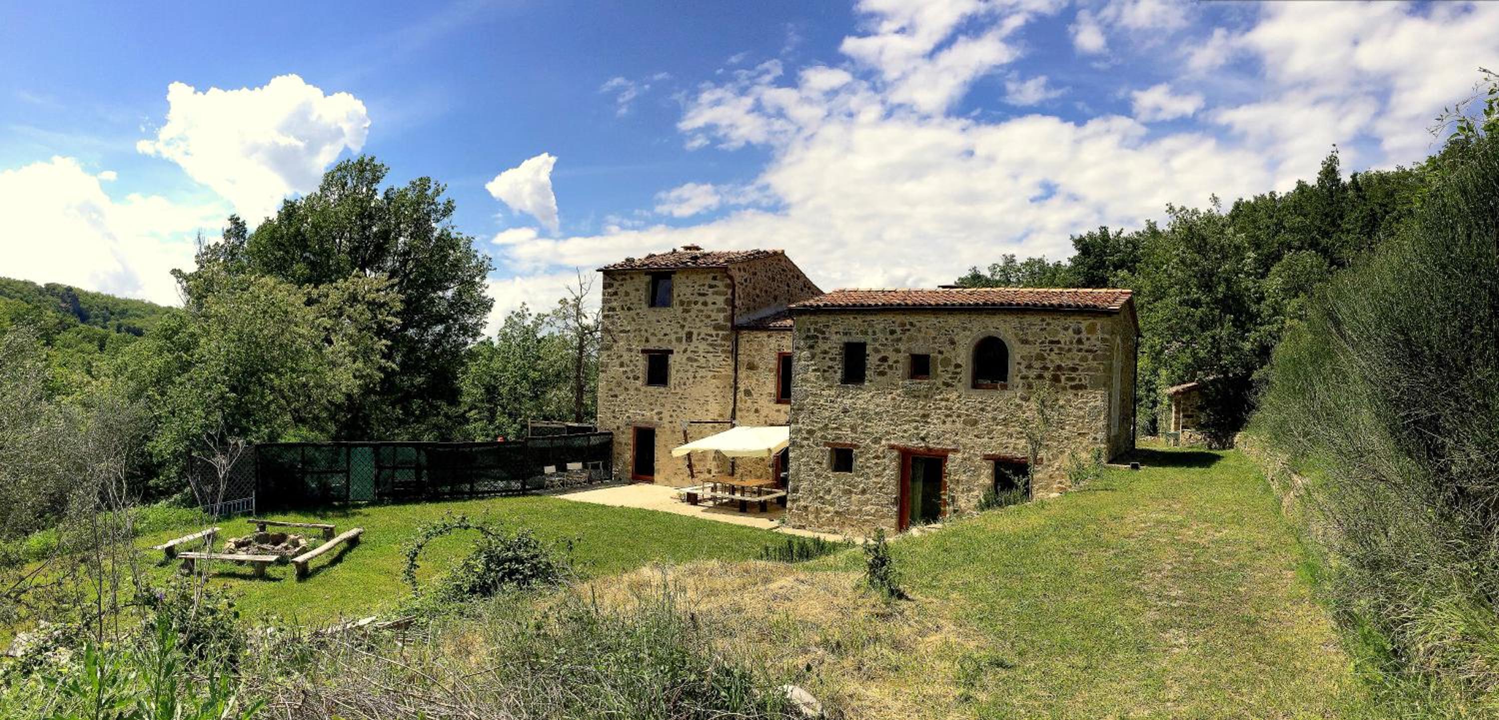 Le Case Della Buca Agriturismo ed Agricampeggio