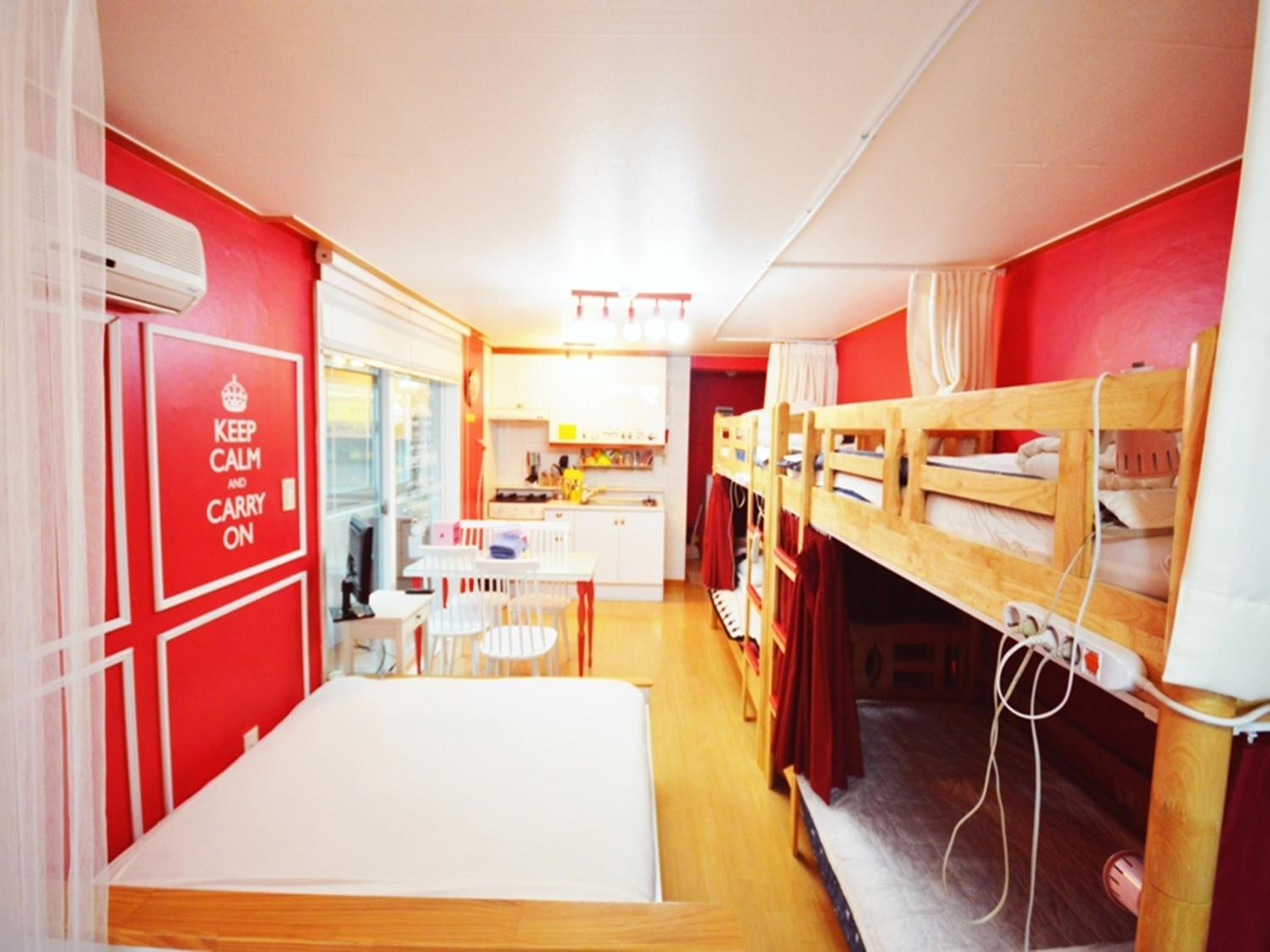 hotel room