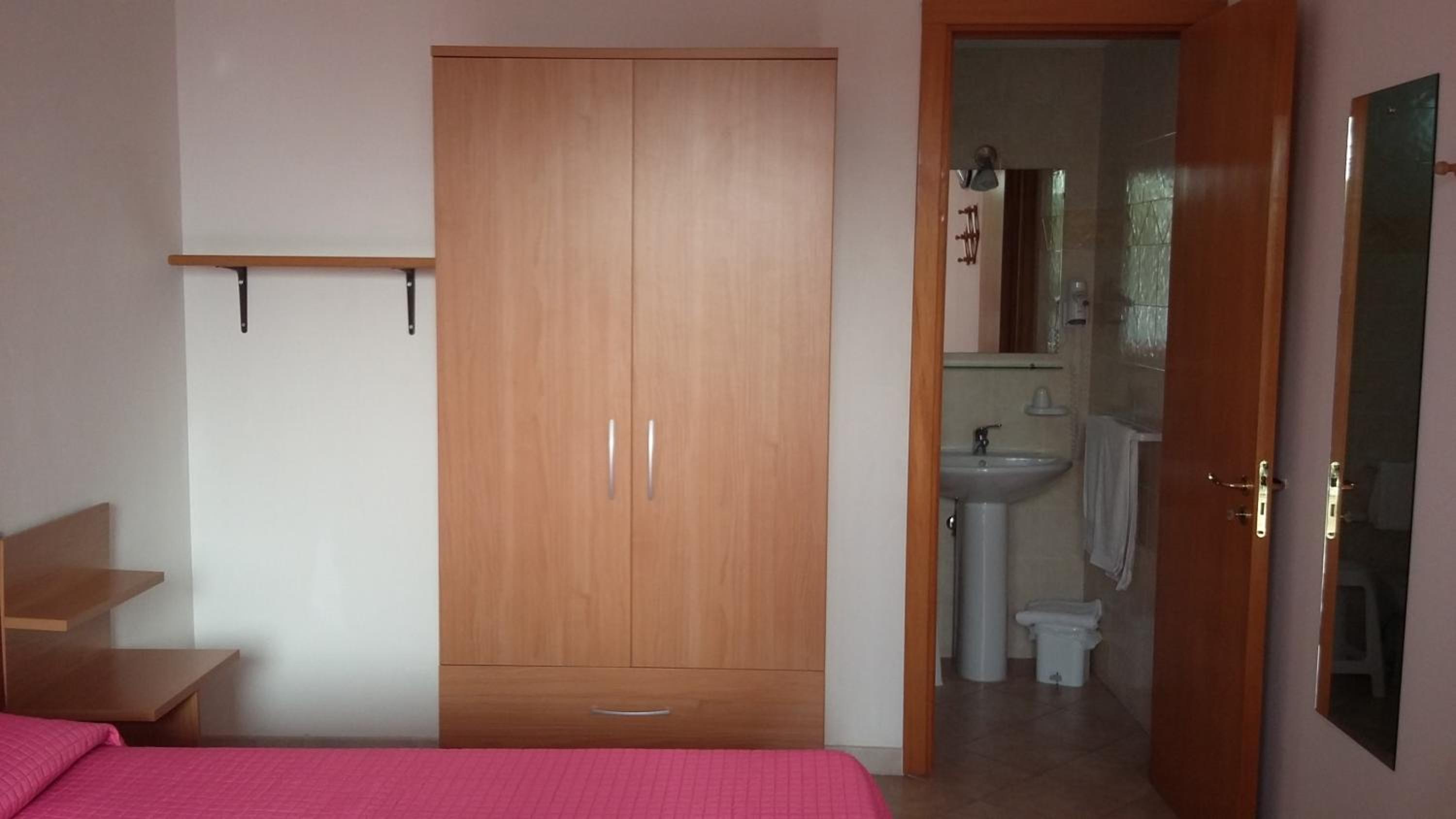 Photo 46