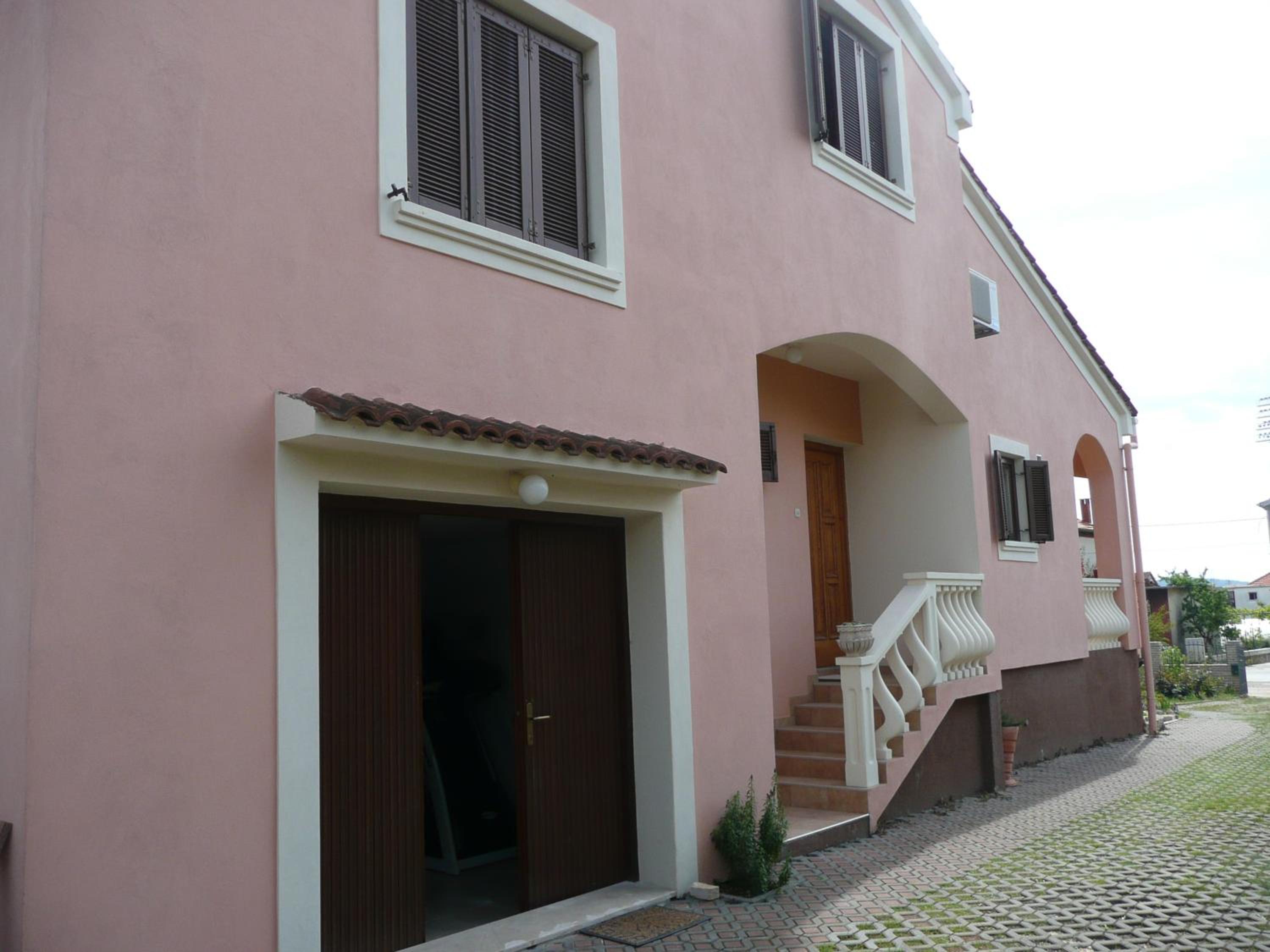 Photo 32