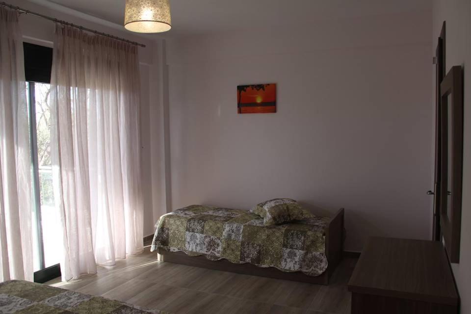 Photo 51