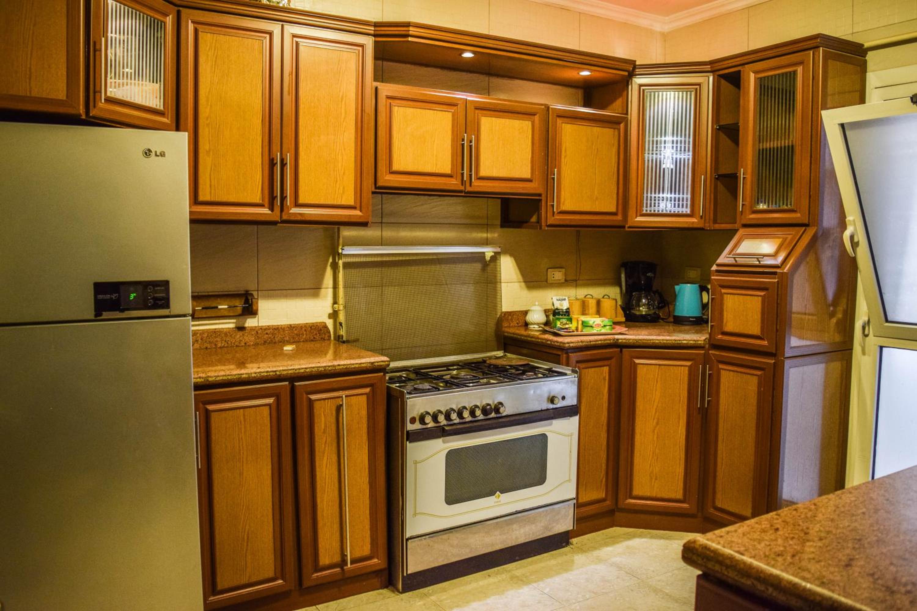 Shata Apartment - Families Only