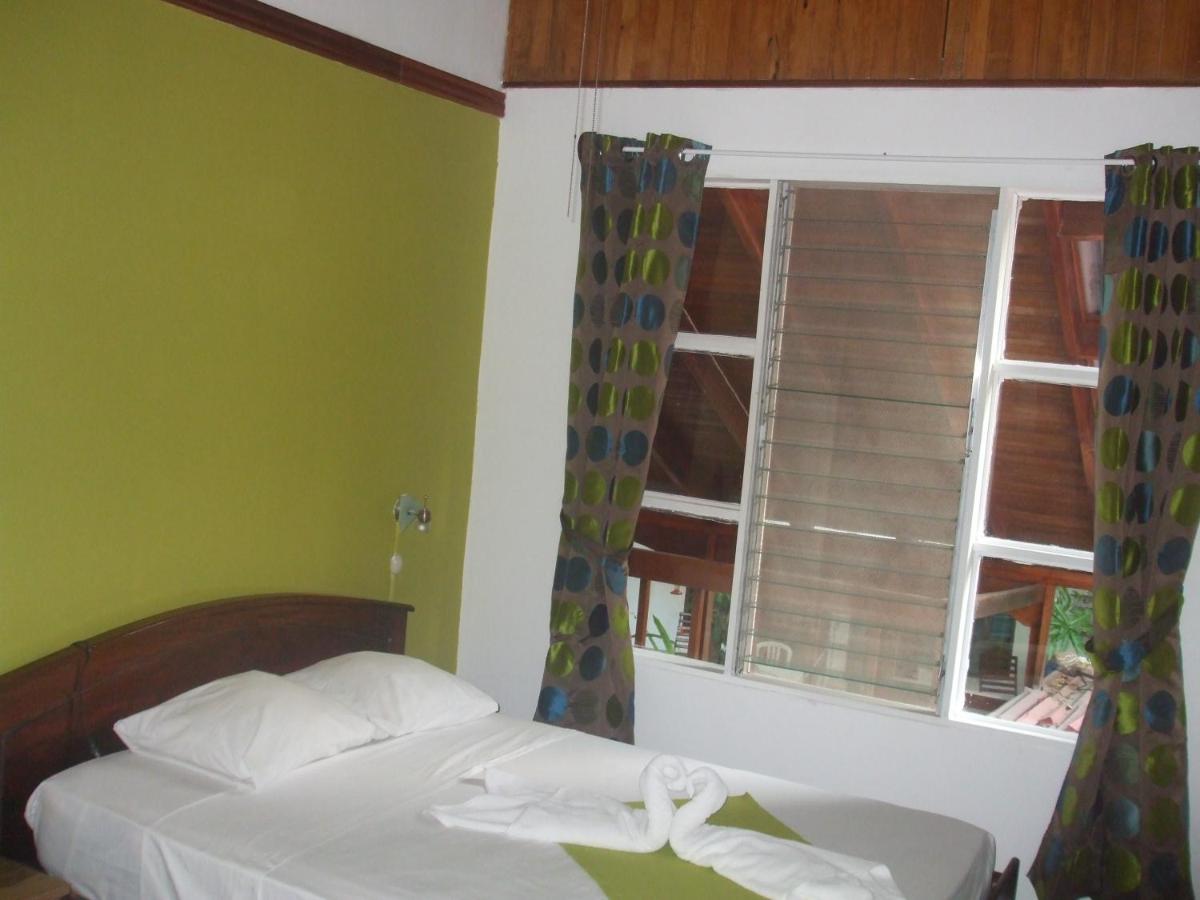 Hotel Casa del Mar