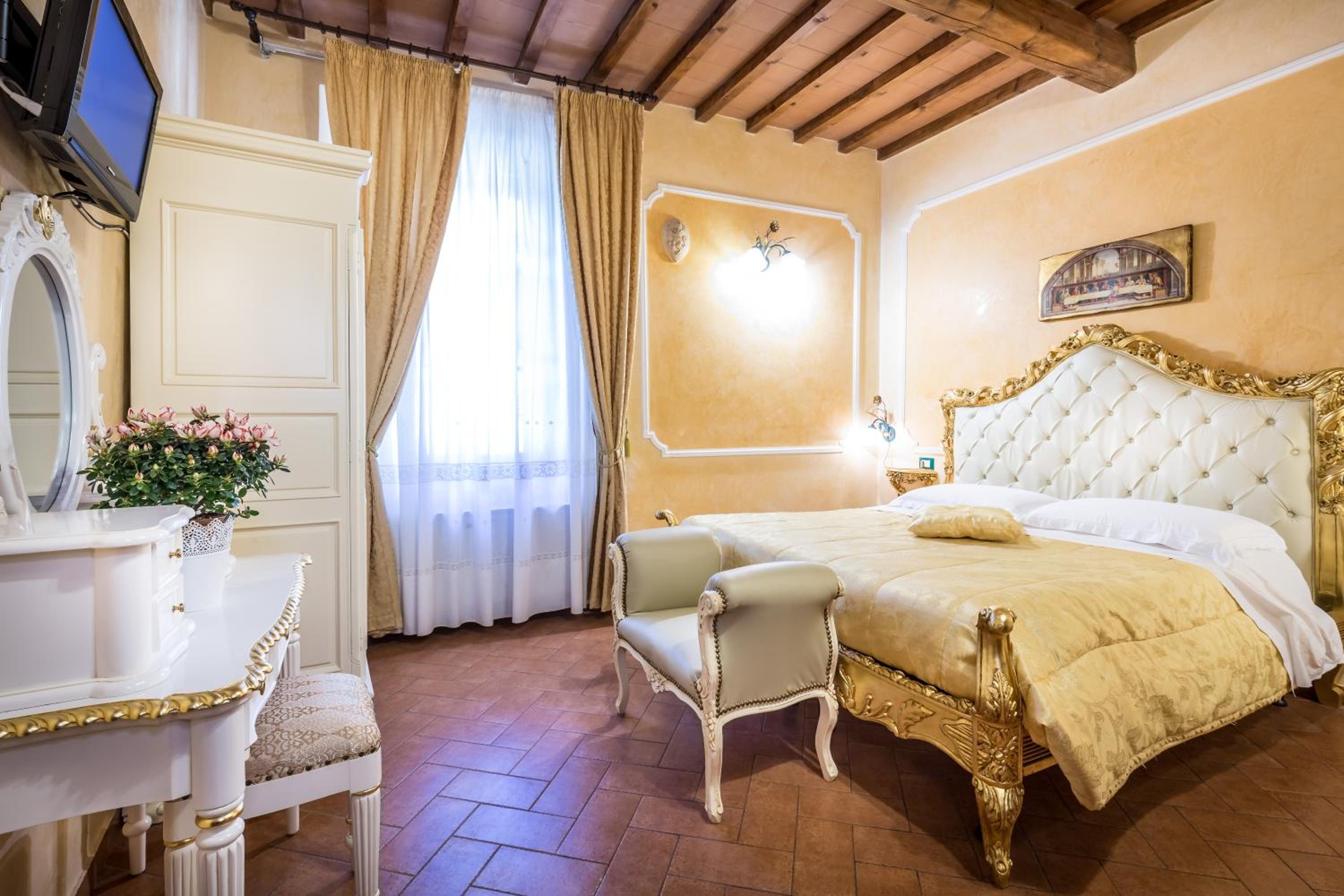 Katti House - Florence's center