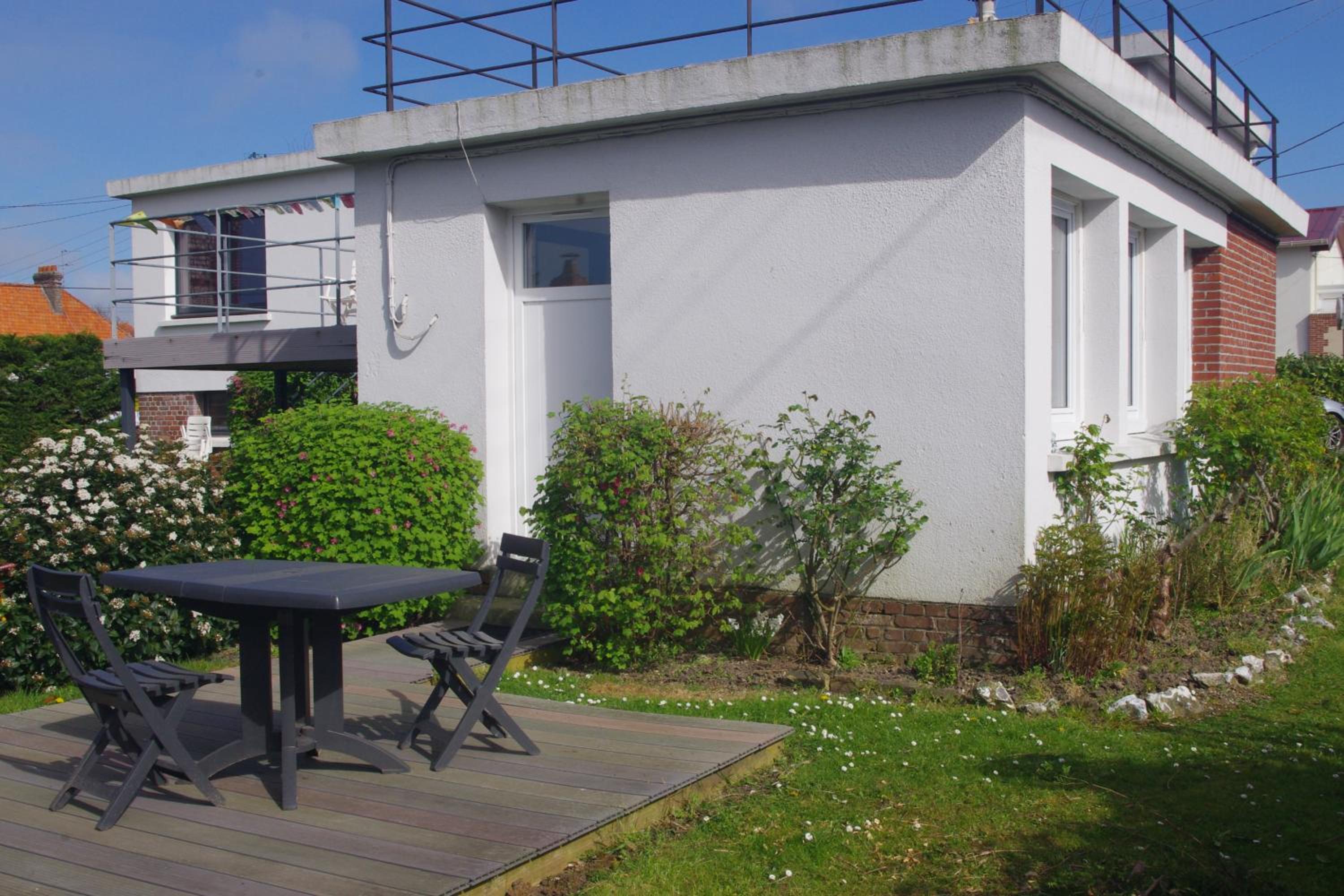 Studio rez-de-jardin view 5