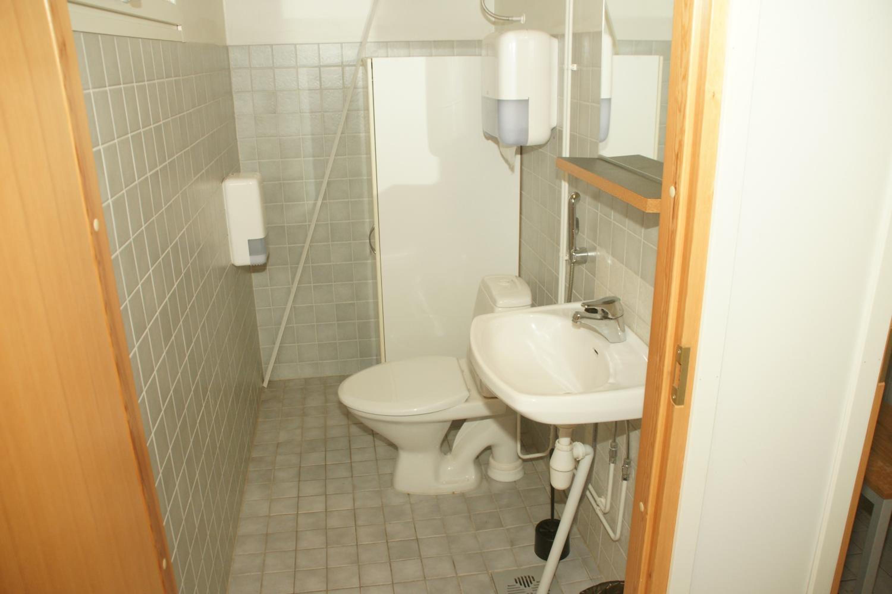 Photo 8