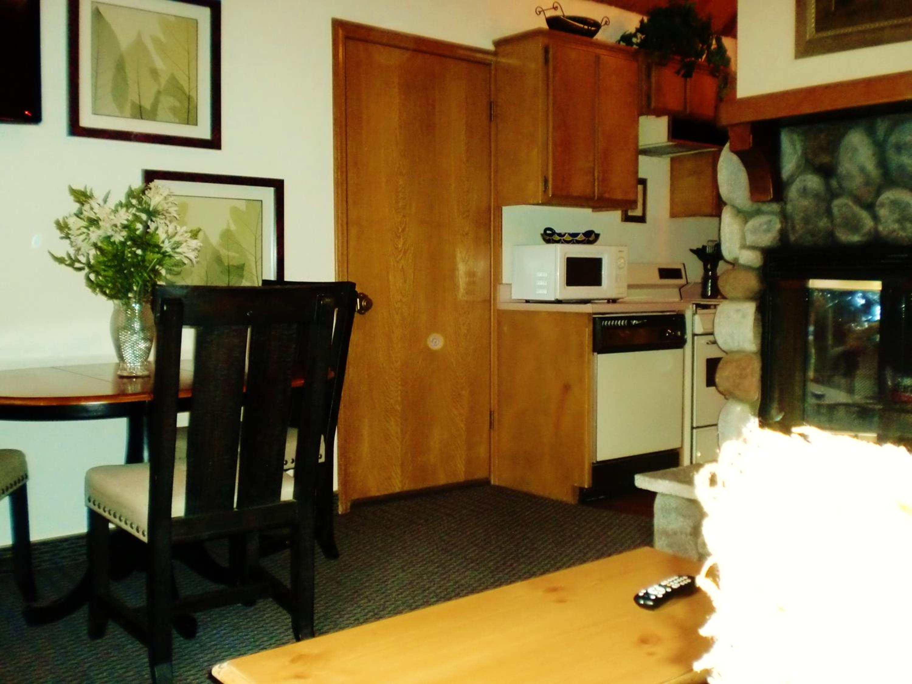 The North Shore Inn