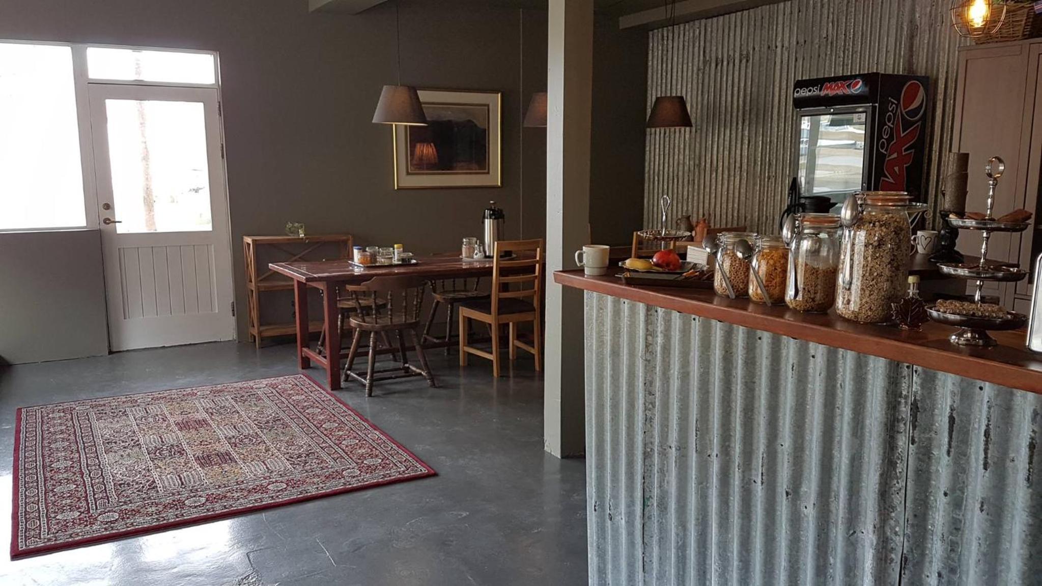 Harbour Inn - Guesthouse
