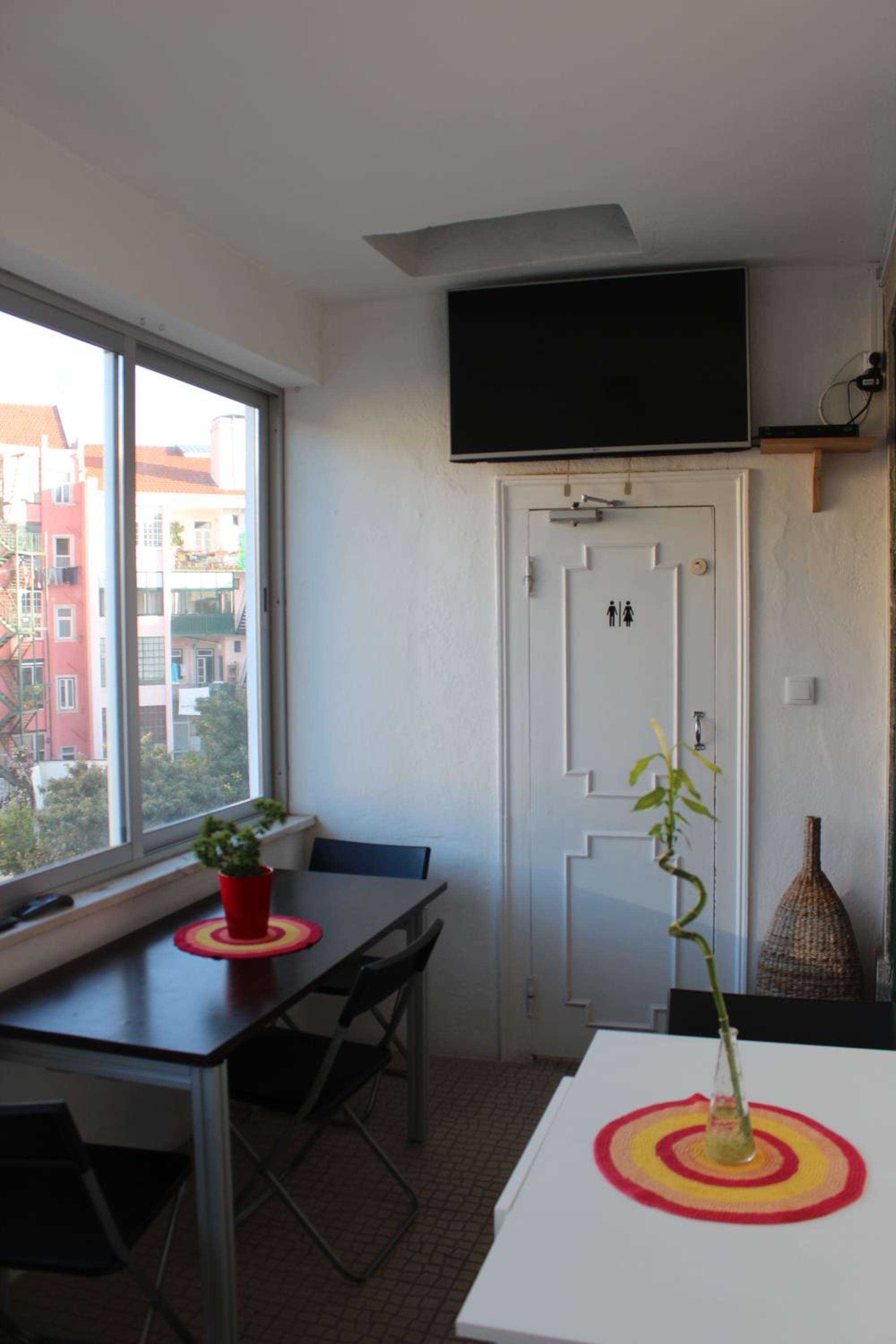 Hostel Seven Hills