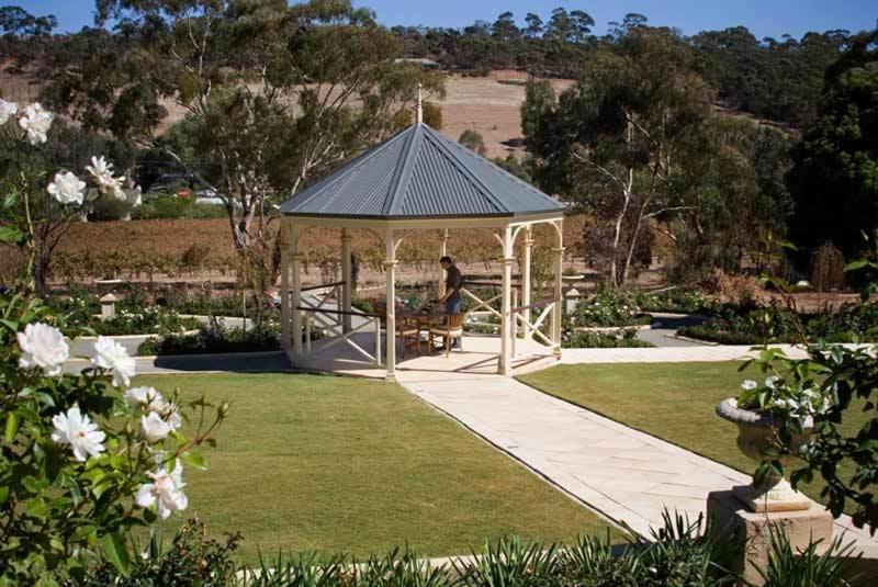 Brice Hill Country Lodge