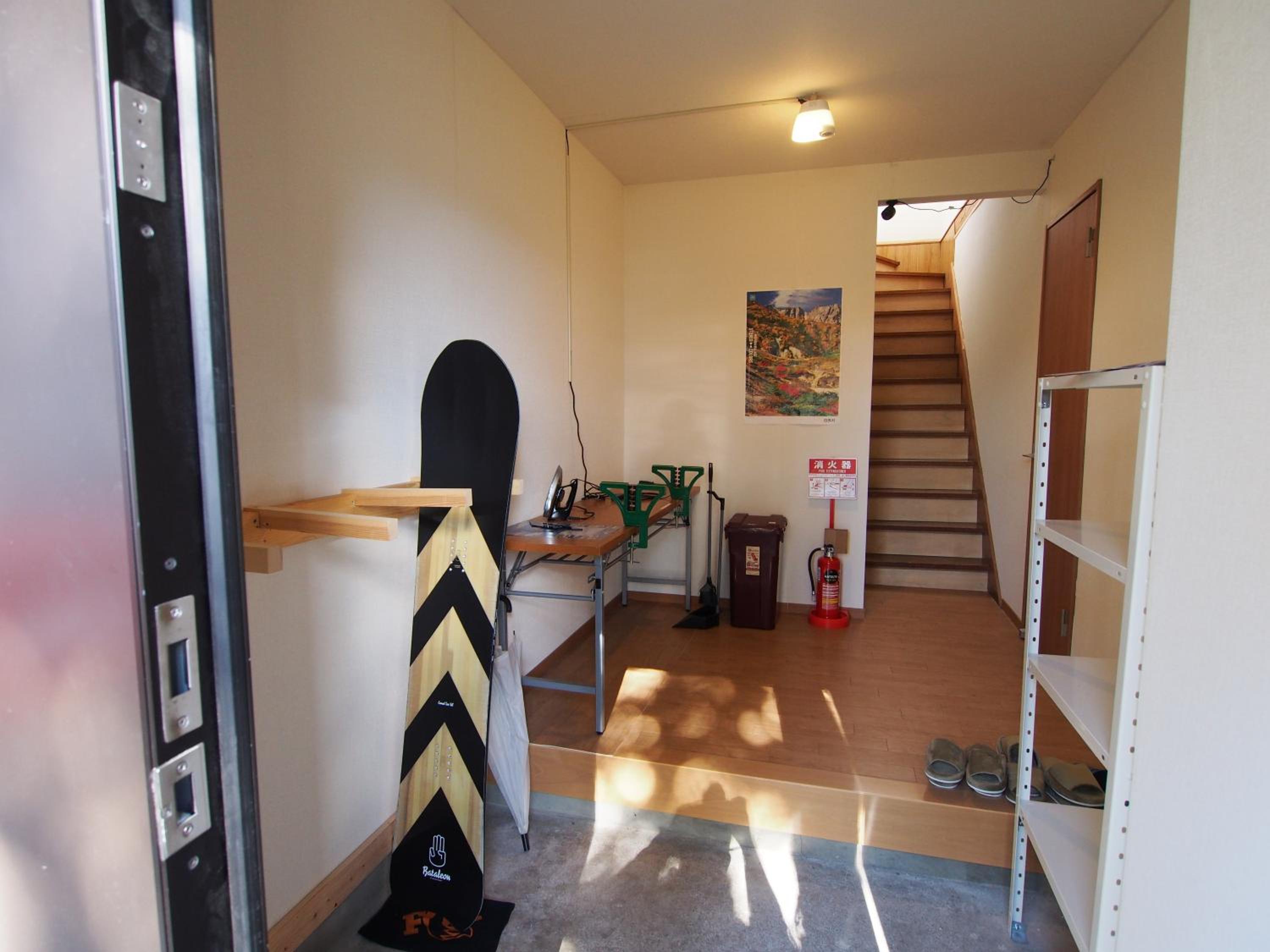 Photo 9