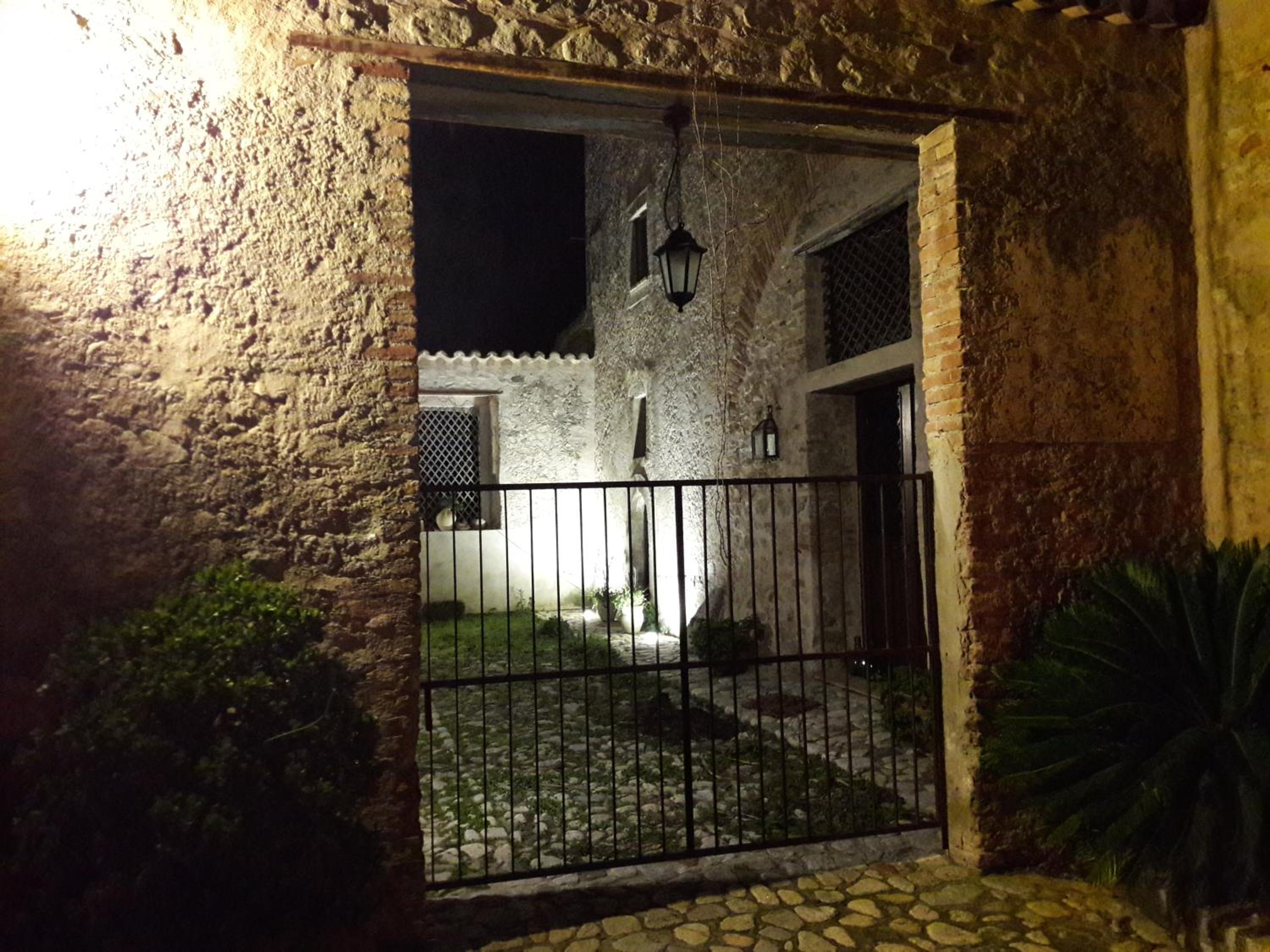 Photo 35