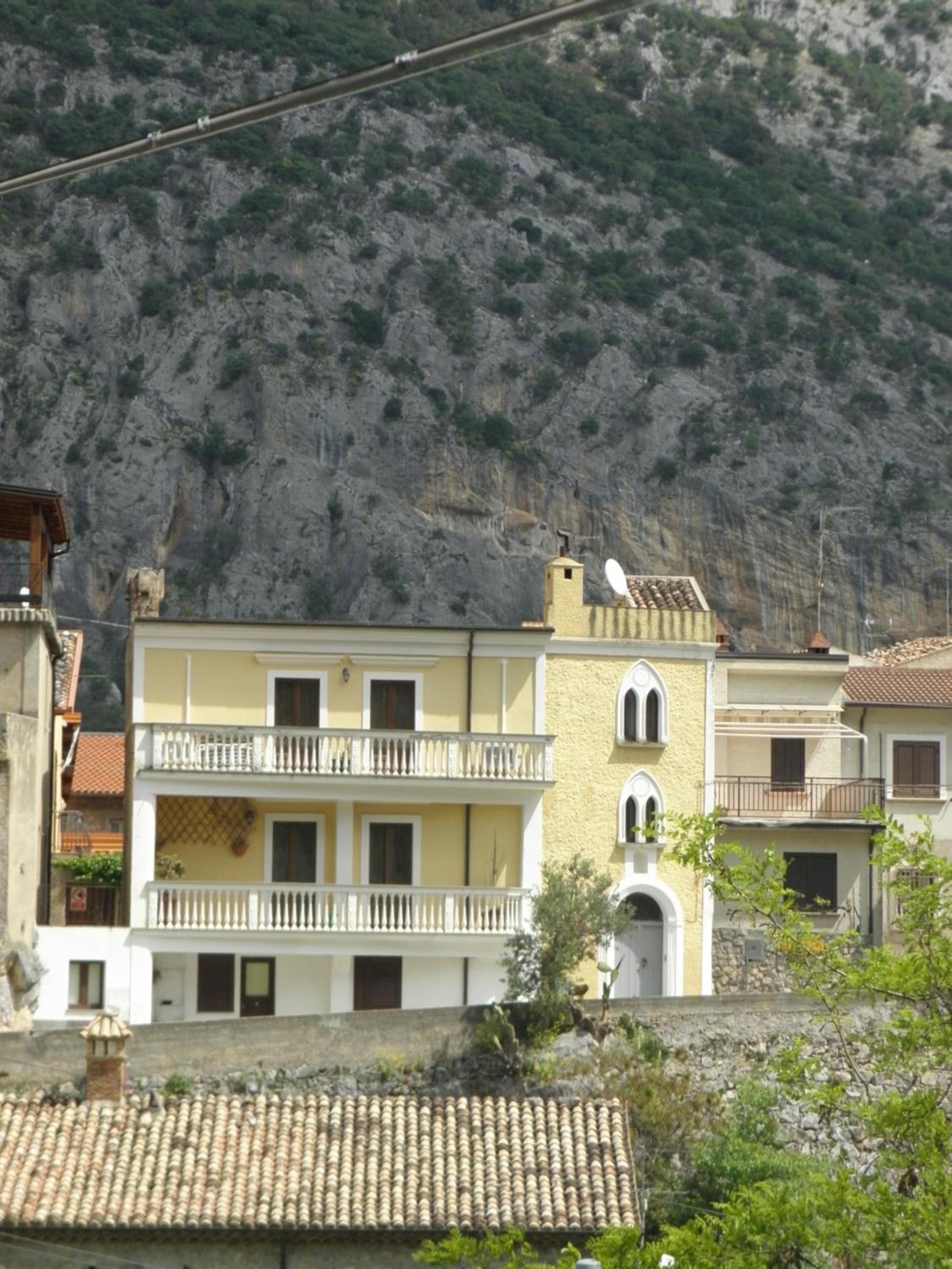 Photo 25