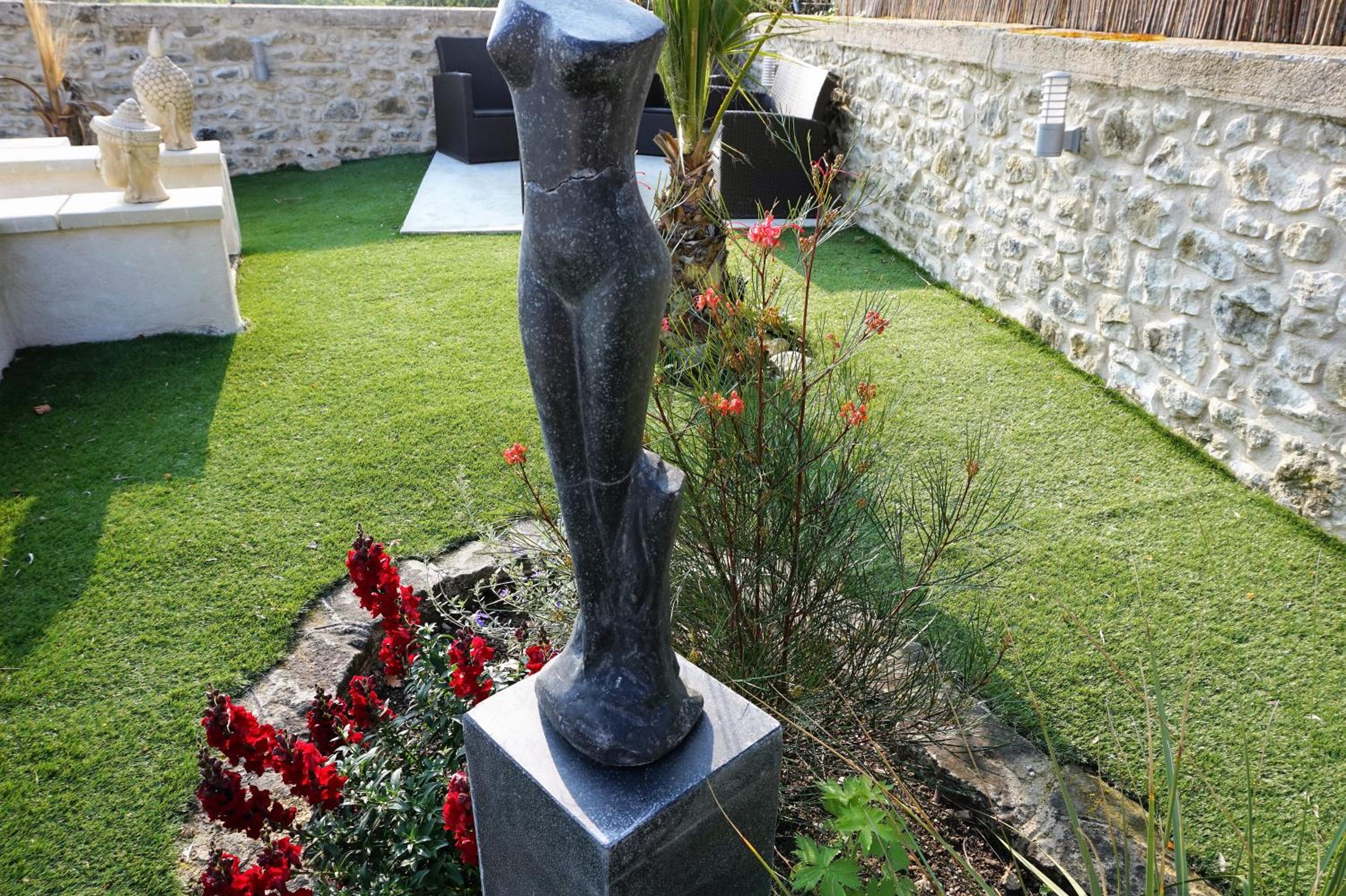 Photo 19