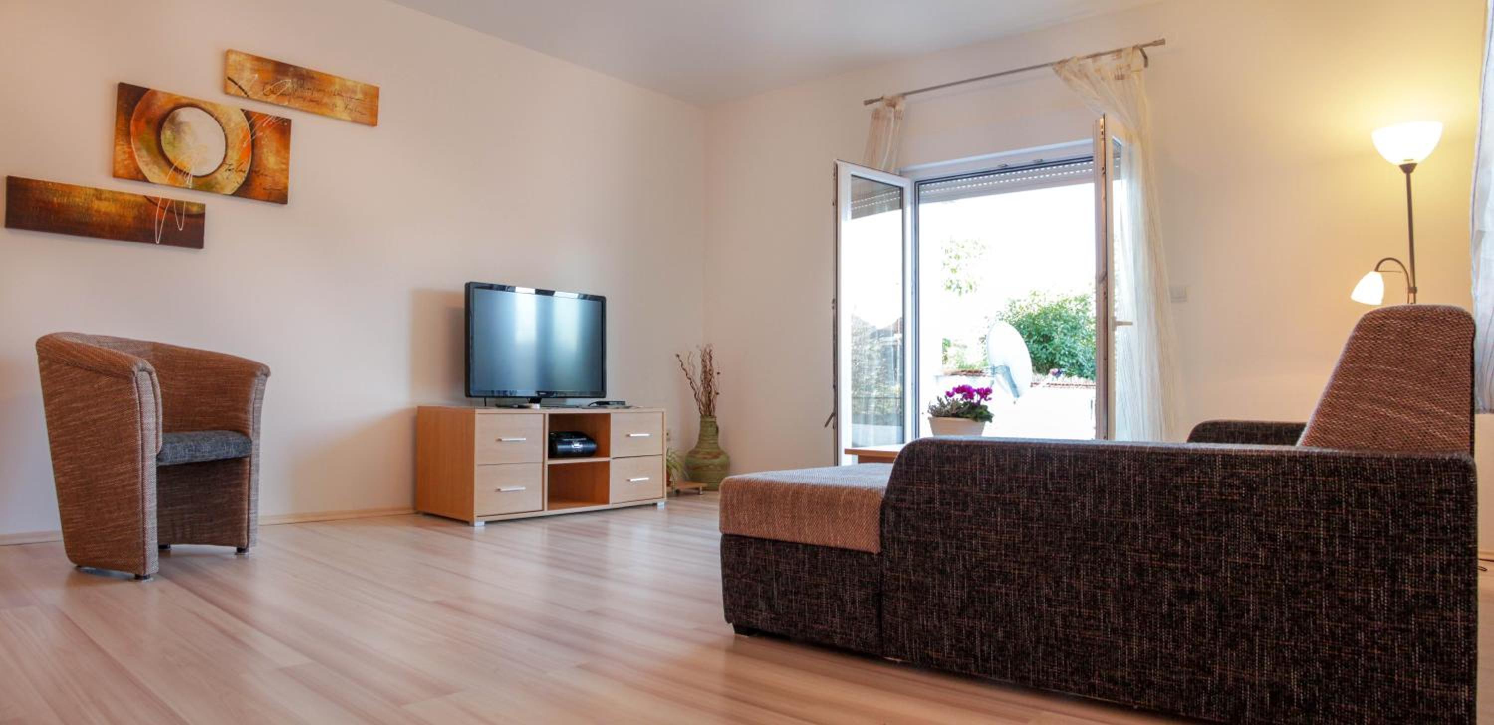 Apartment Natalia view 3