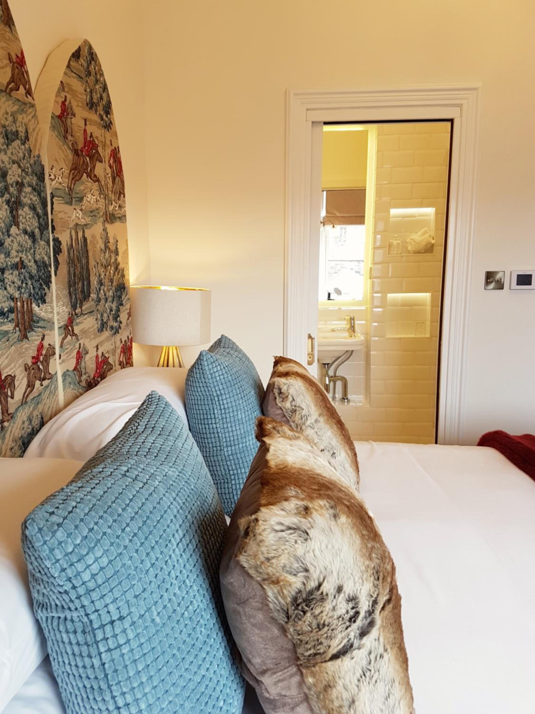 Barony House 5 Star Boutique BK Direct