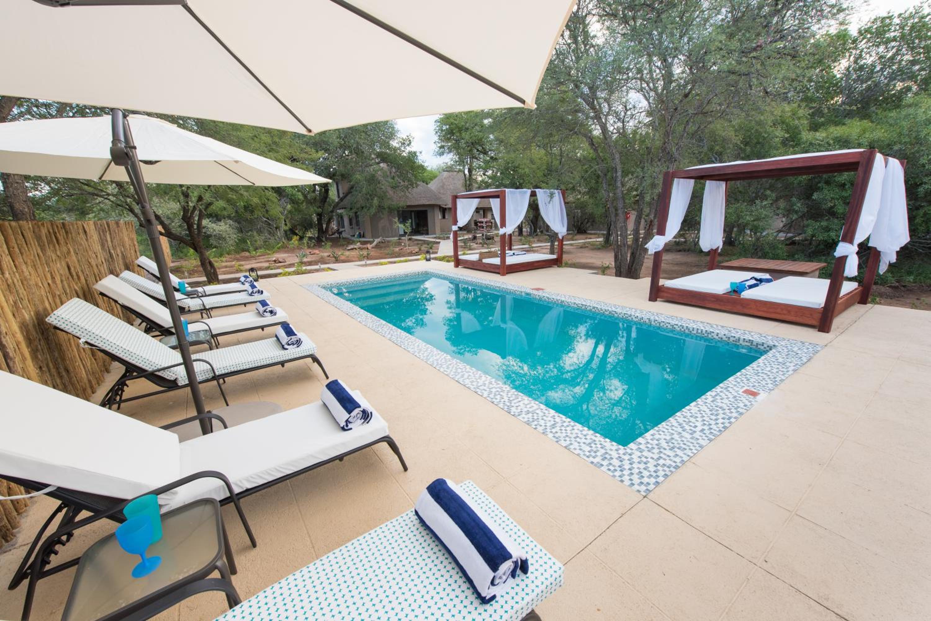 Bushbaby River Lodge