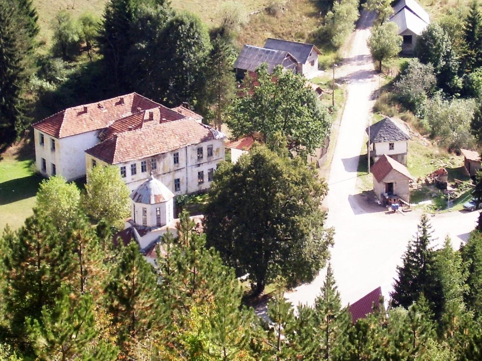 Photo 7