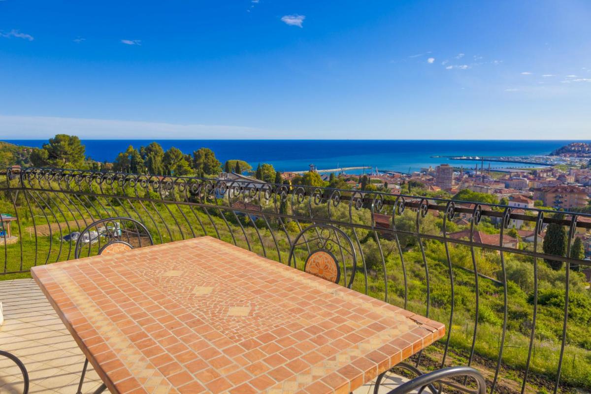 Casa Marco - Villa alle Cascine - Imperia view 2