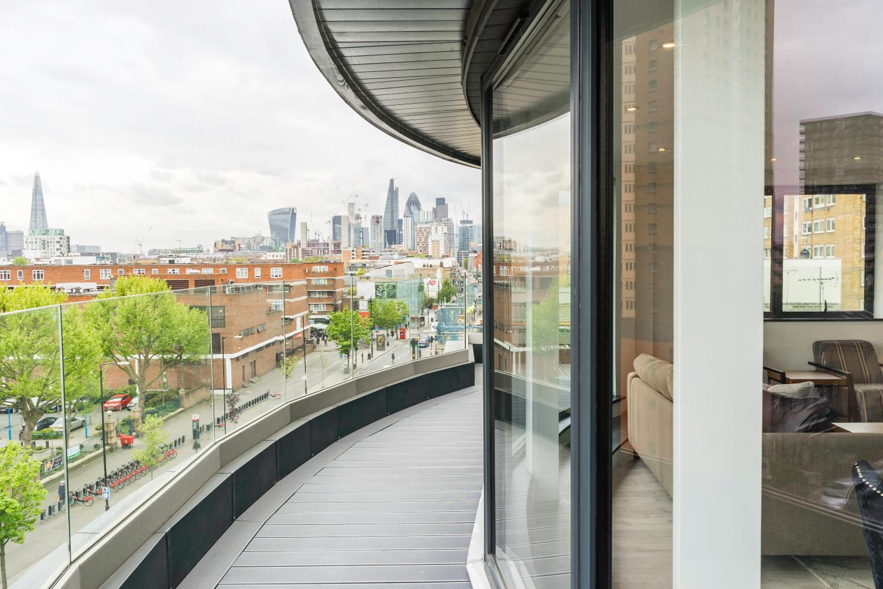 balcony