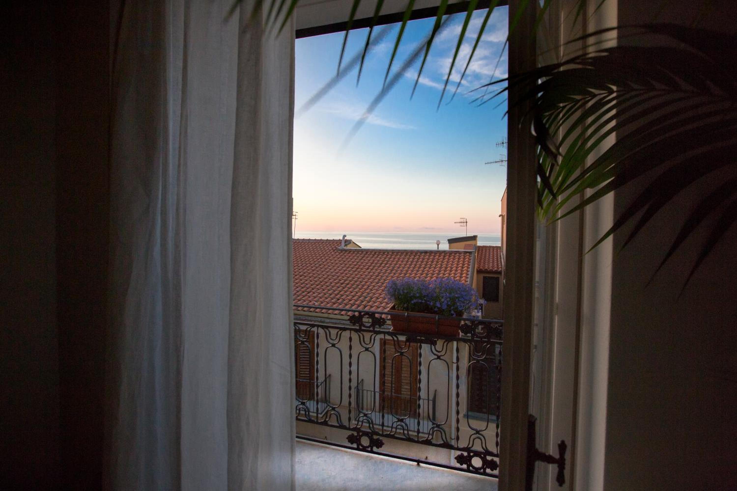Azzurro B&B view 4