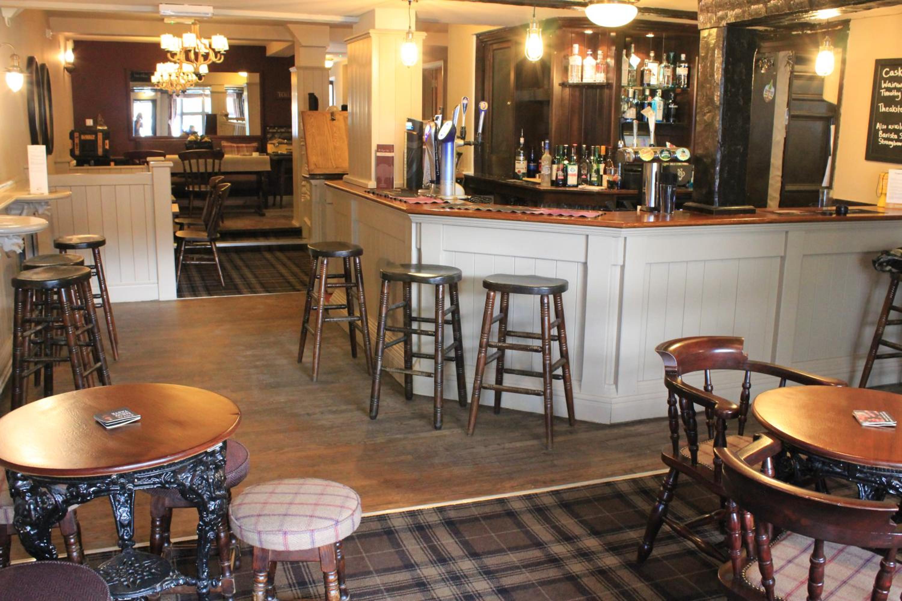 Royal Oak Hotel