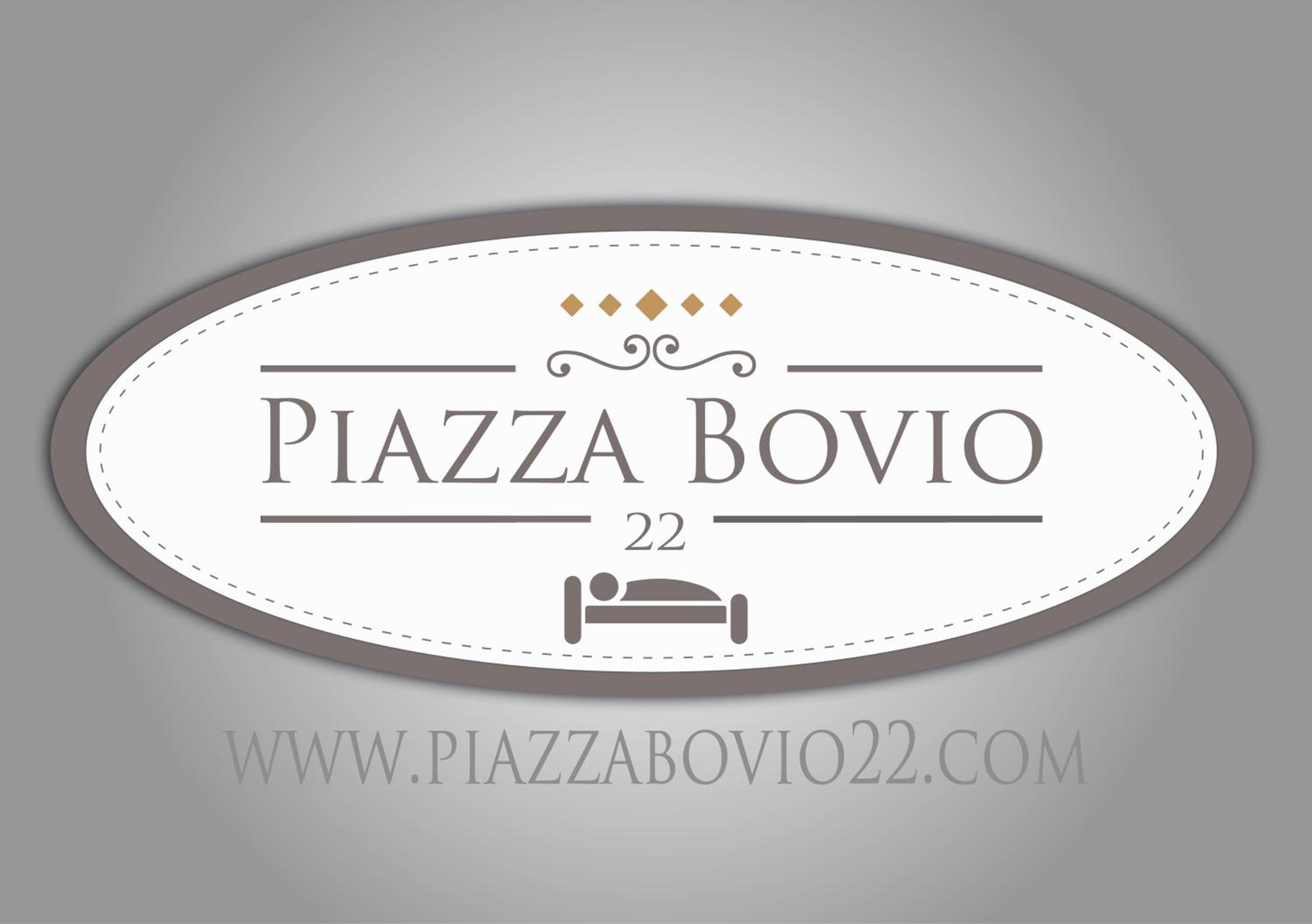 Piazza Bovio 22