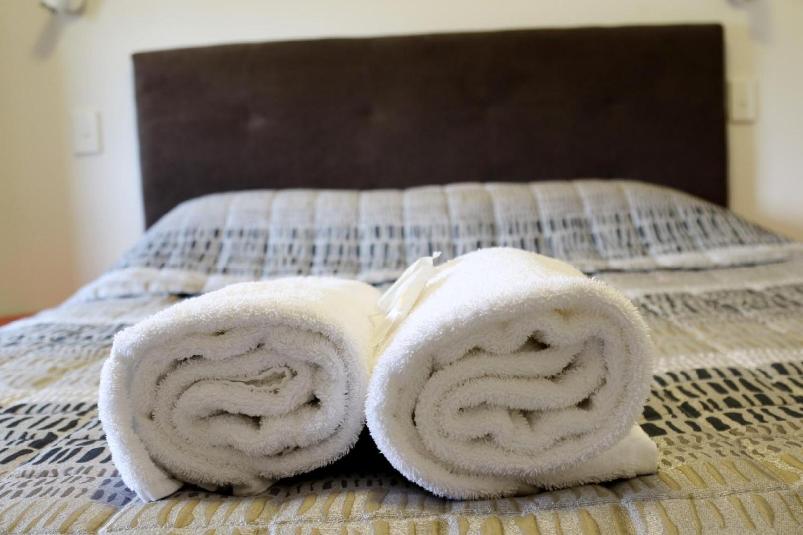 Arena Hotel (formerly Sleep Express Motel)