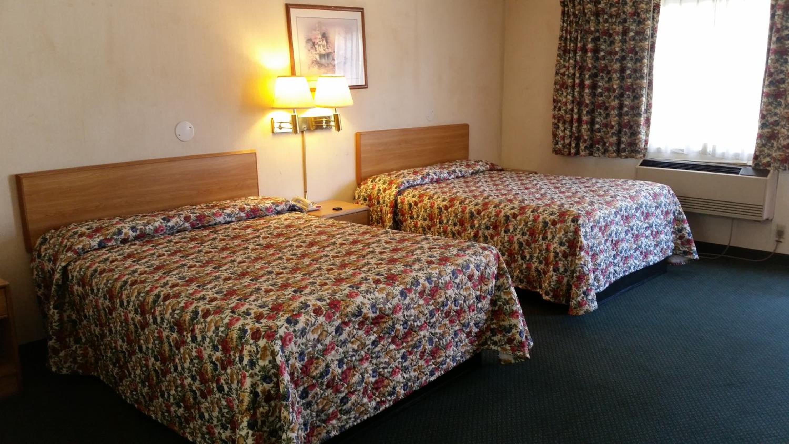 Economy Inn Motel - Property Image 28