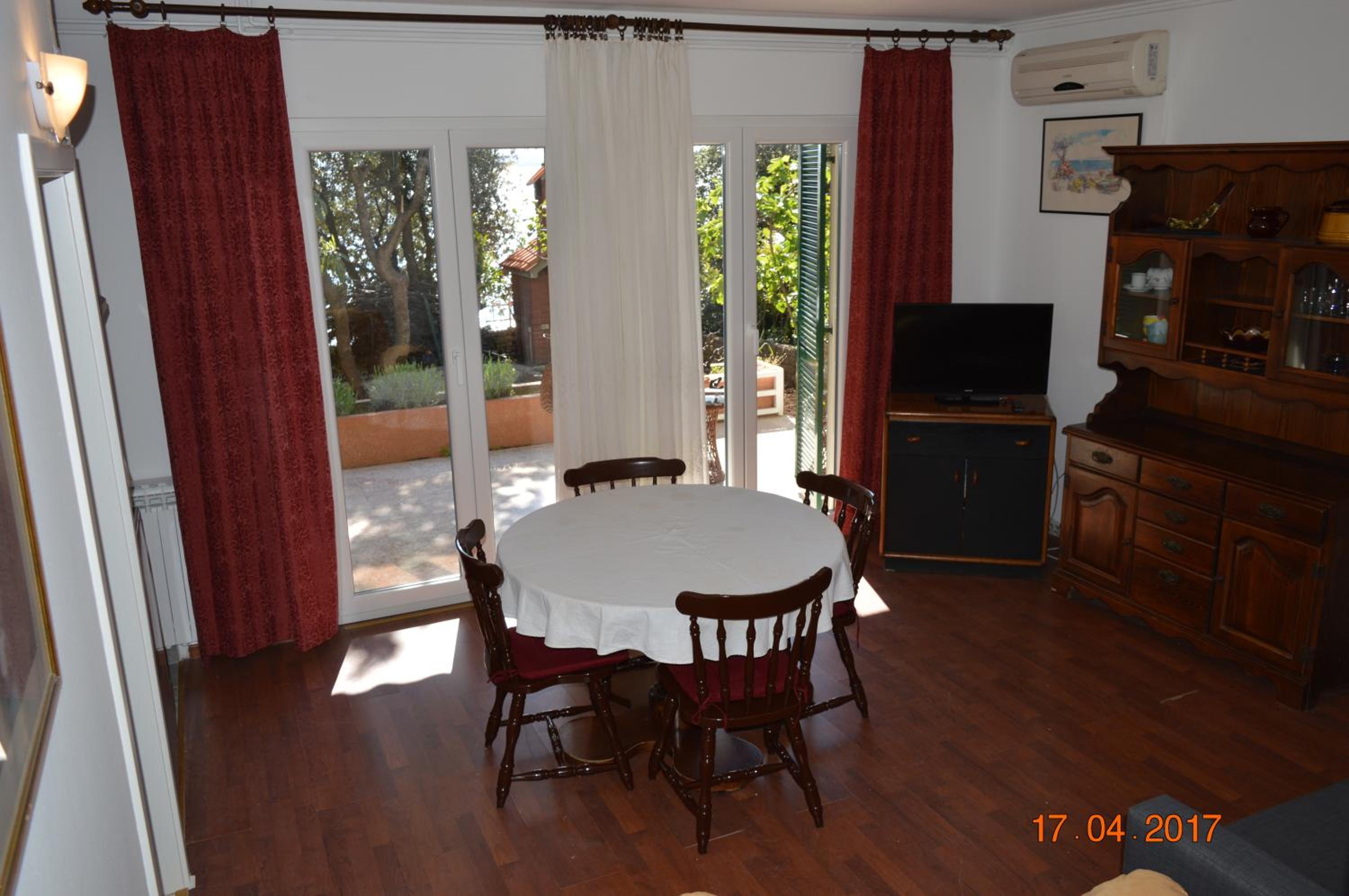 Apartment PALATISA