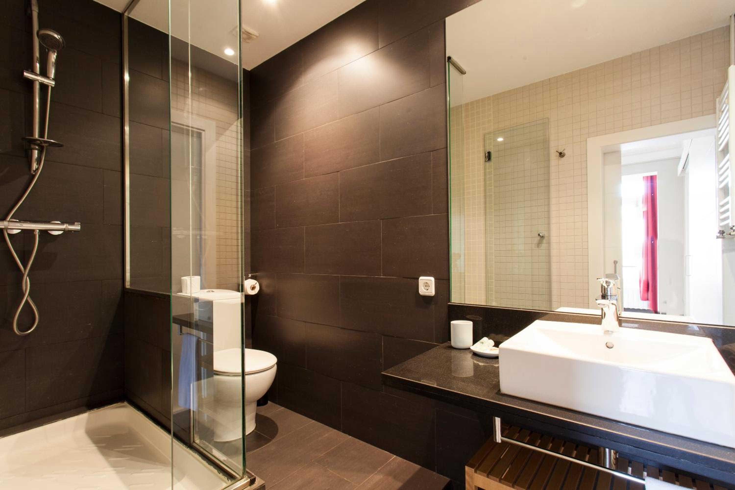 Fuster Apartments by Aspasios