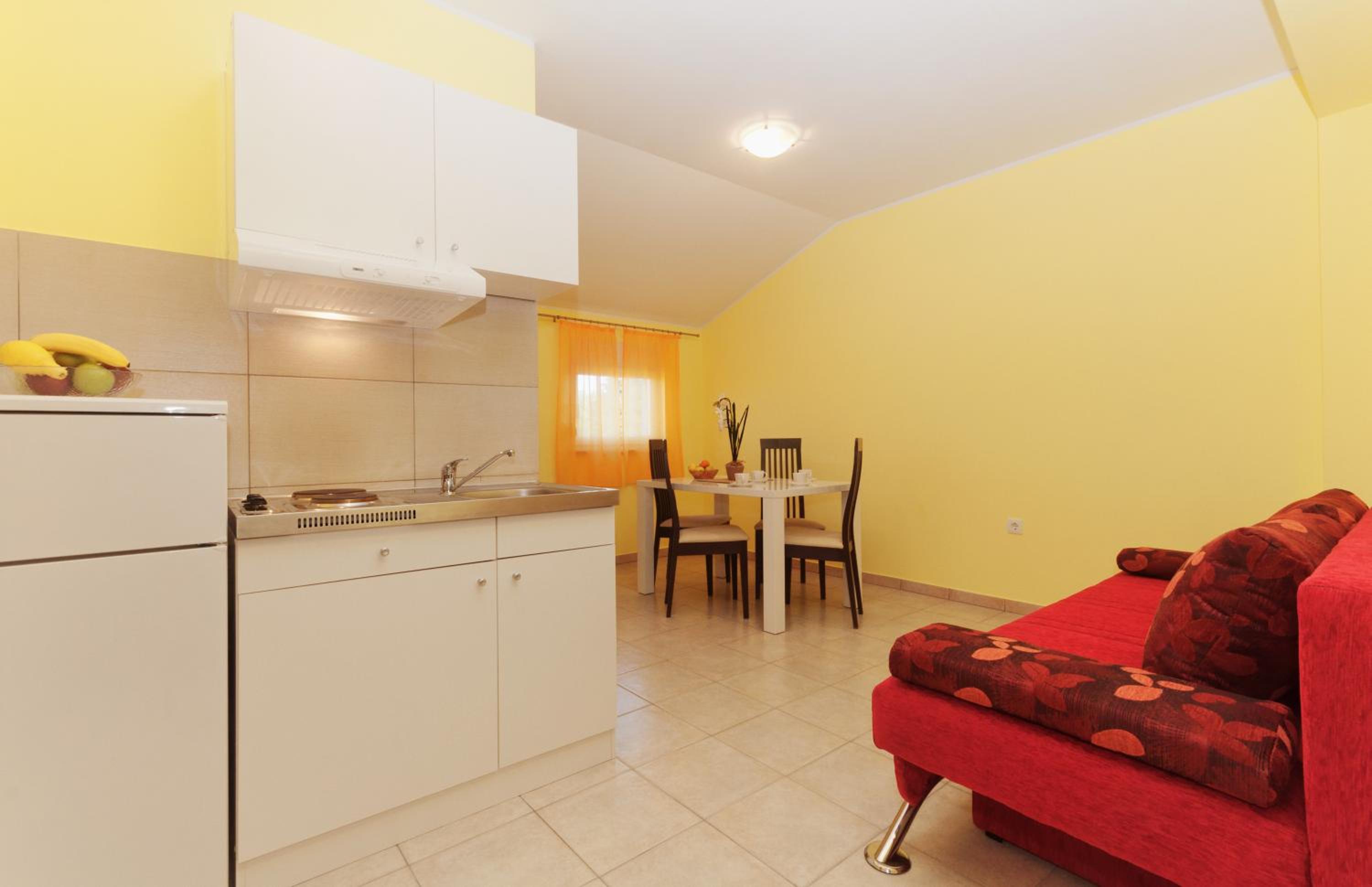 Apartments Mara