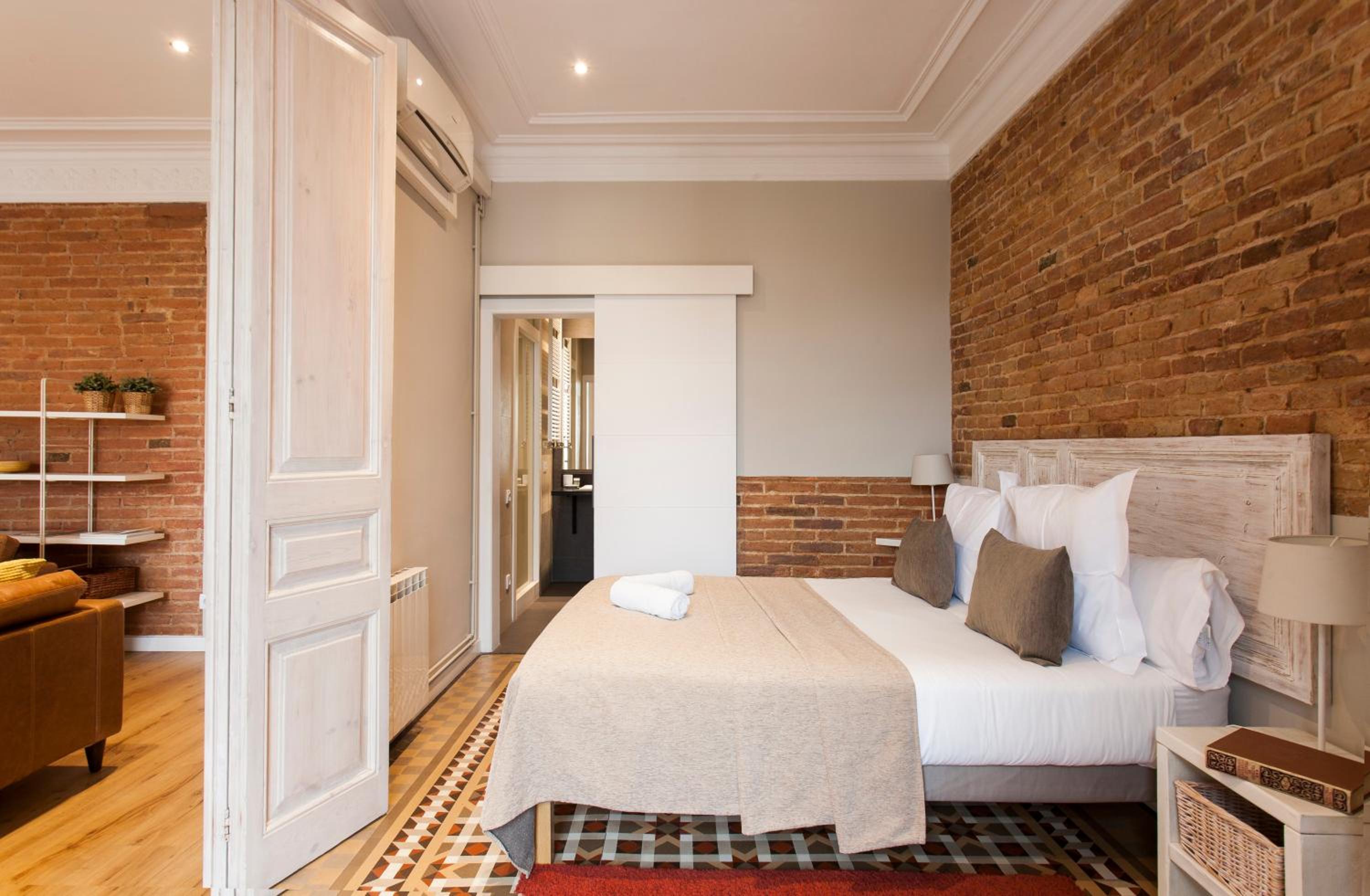 Fuster Apartments by Aspasios