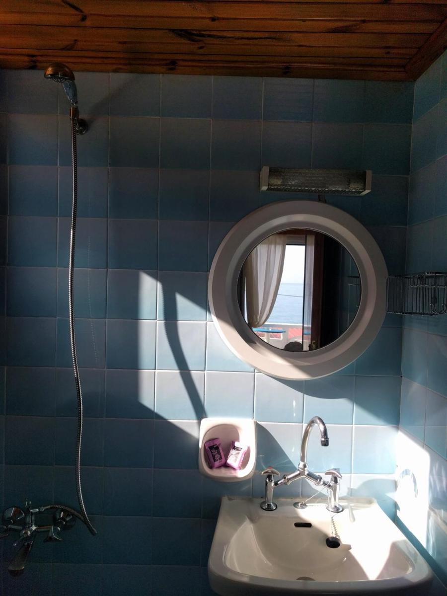Photo 33