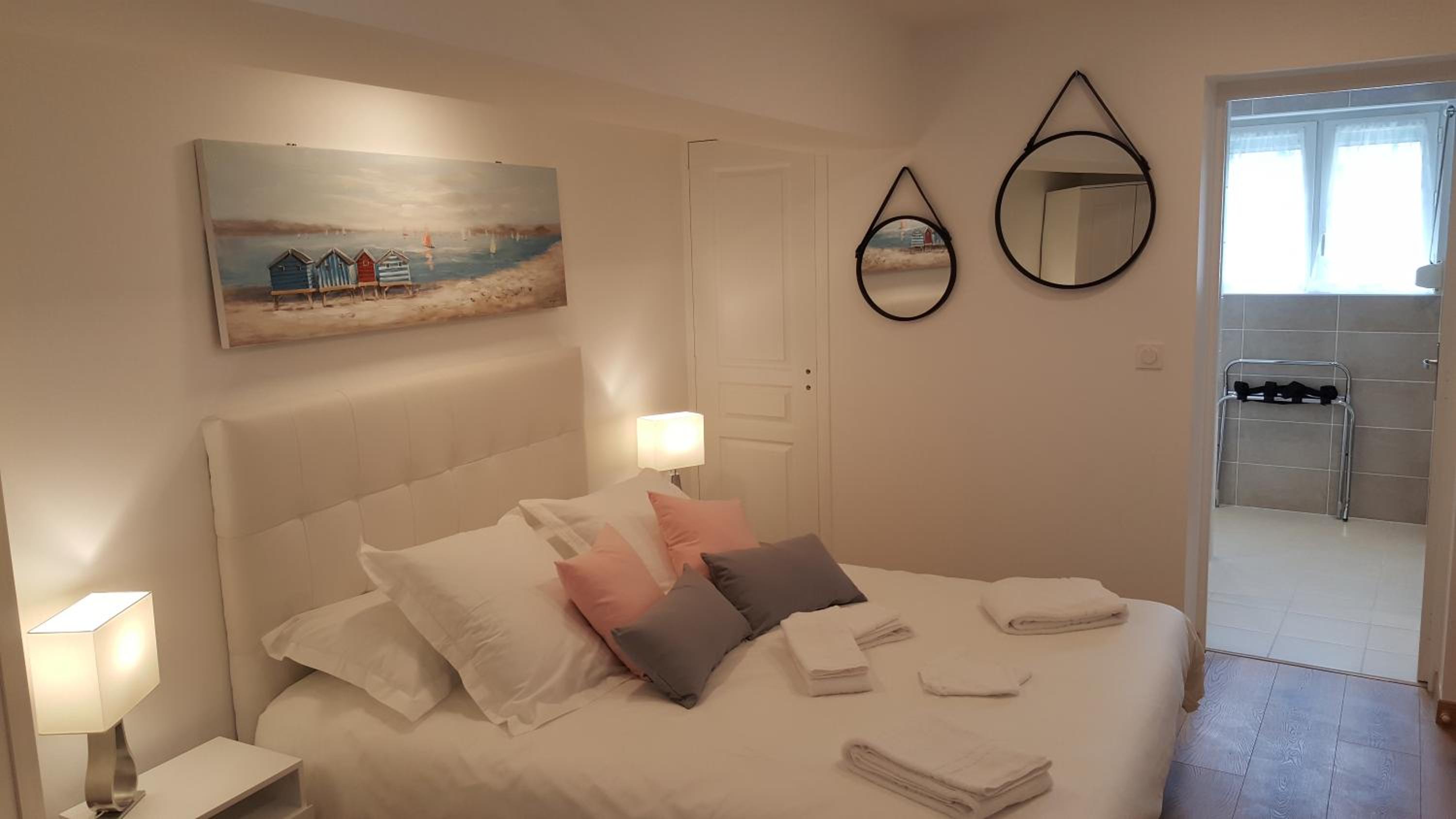 Le Castel Guesthouse