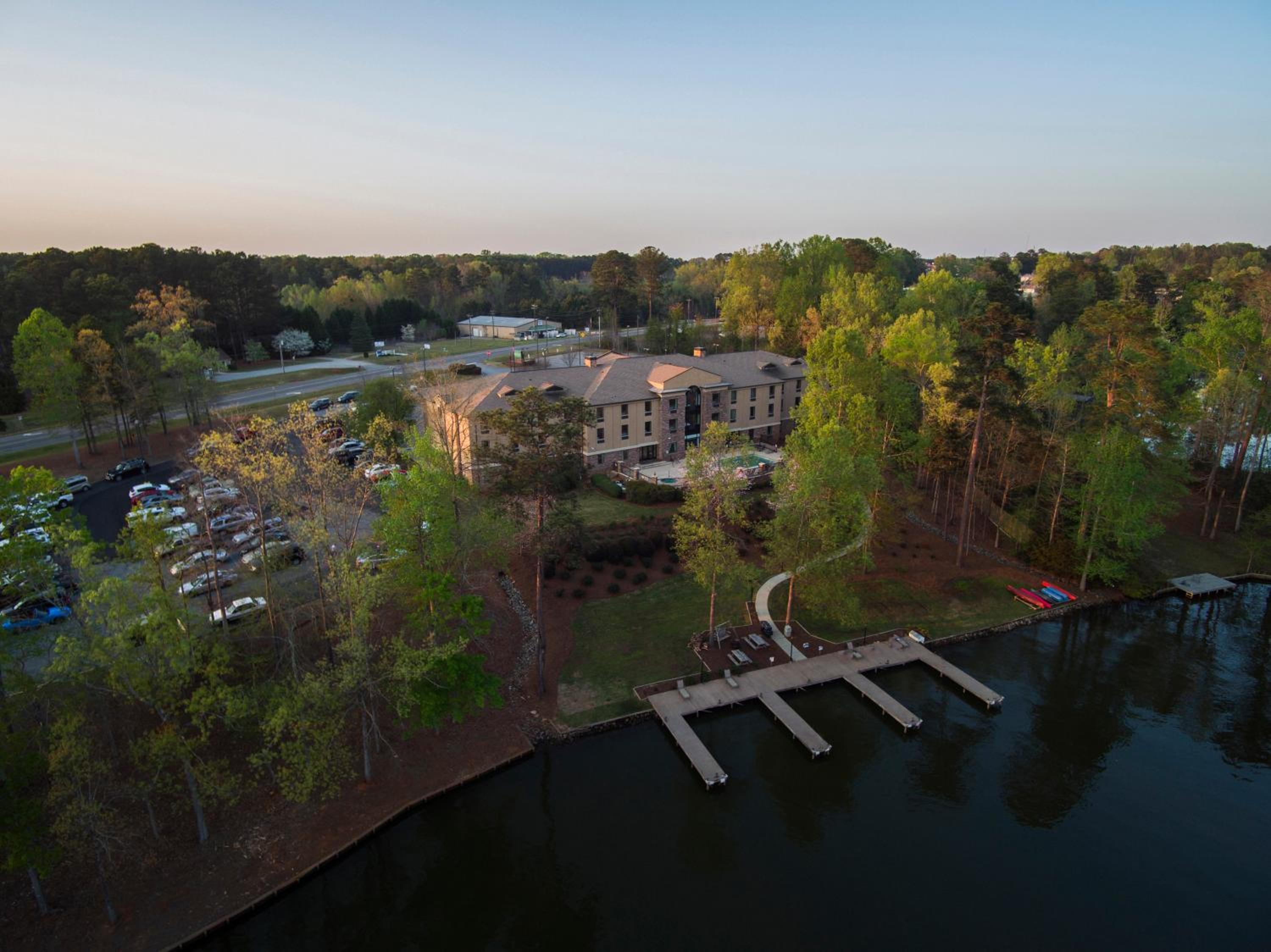 The Lodge on Lake Oconee - Property Image 8