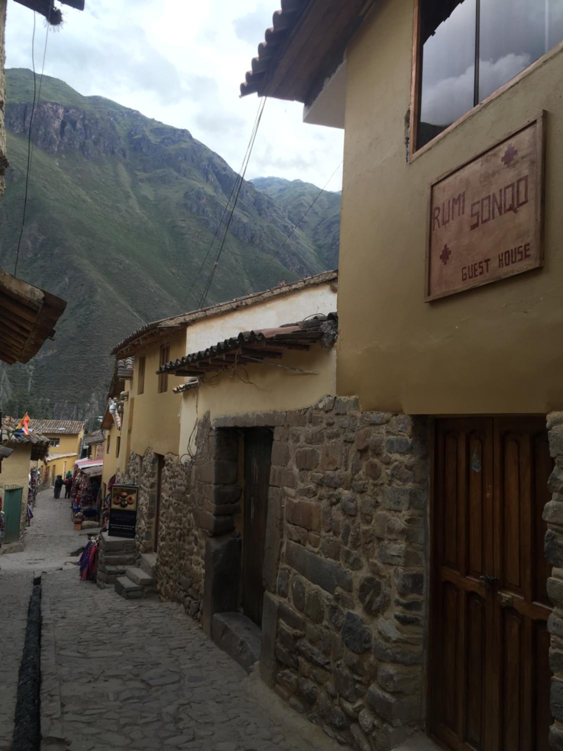 Rumi Sonqo Hostel