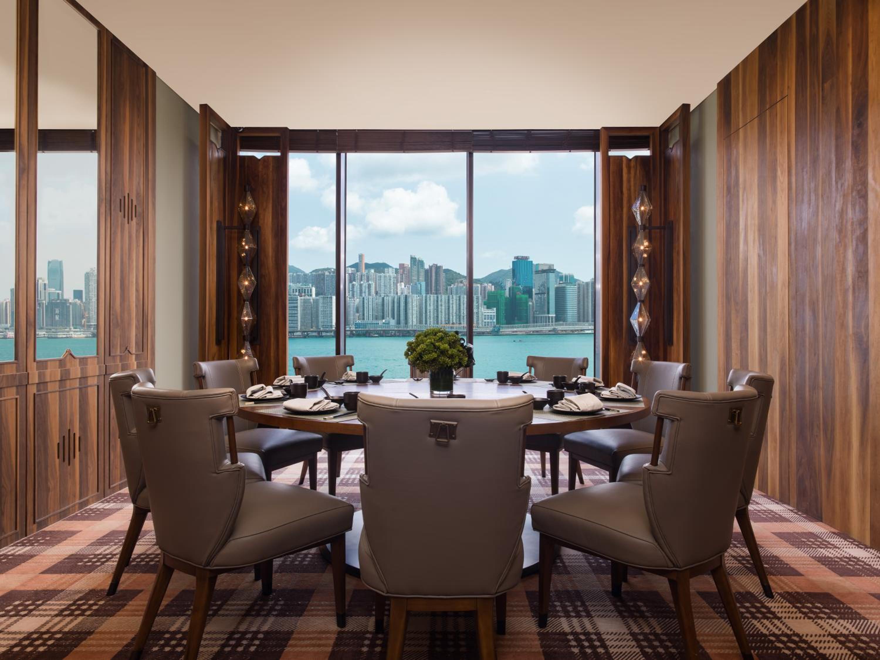 Kerry Hotel Hong Kong by Shangri-la