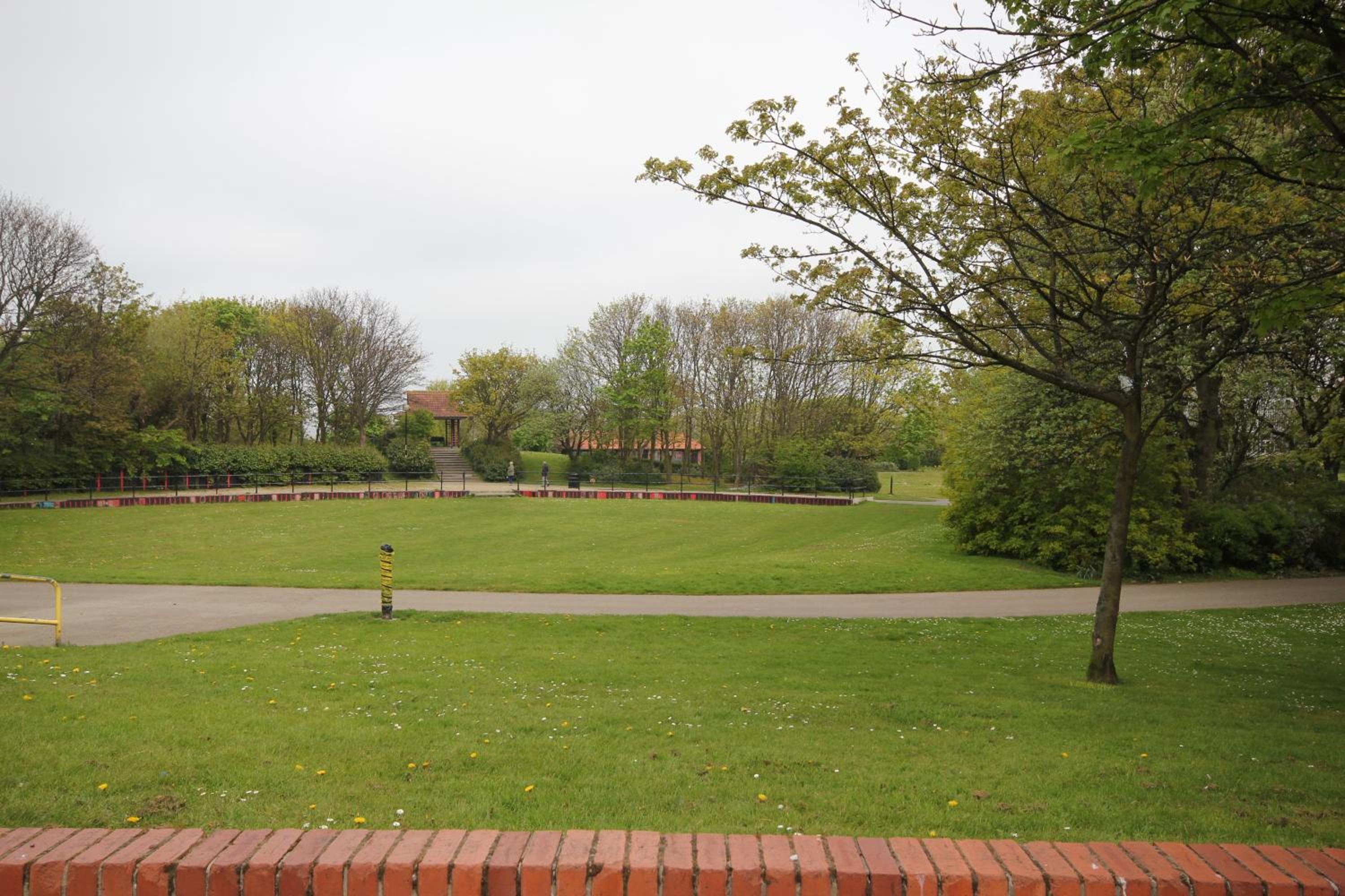 Photo 12