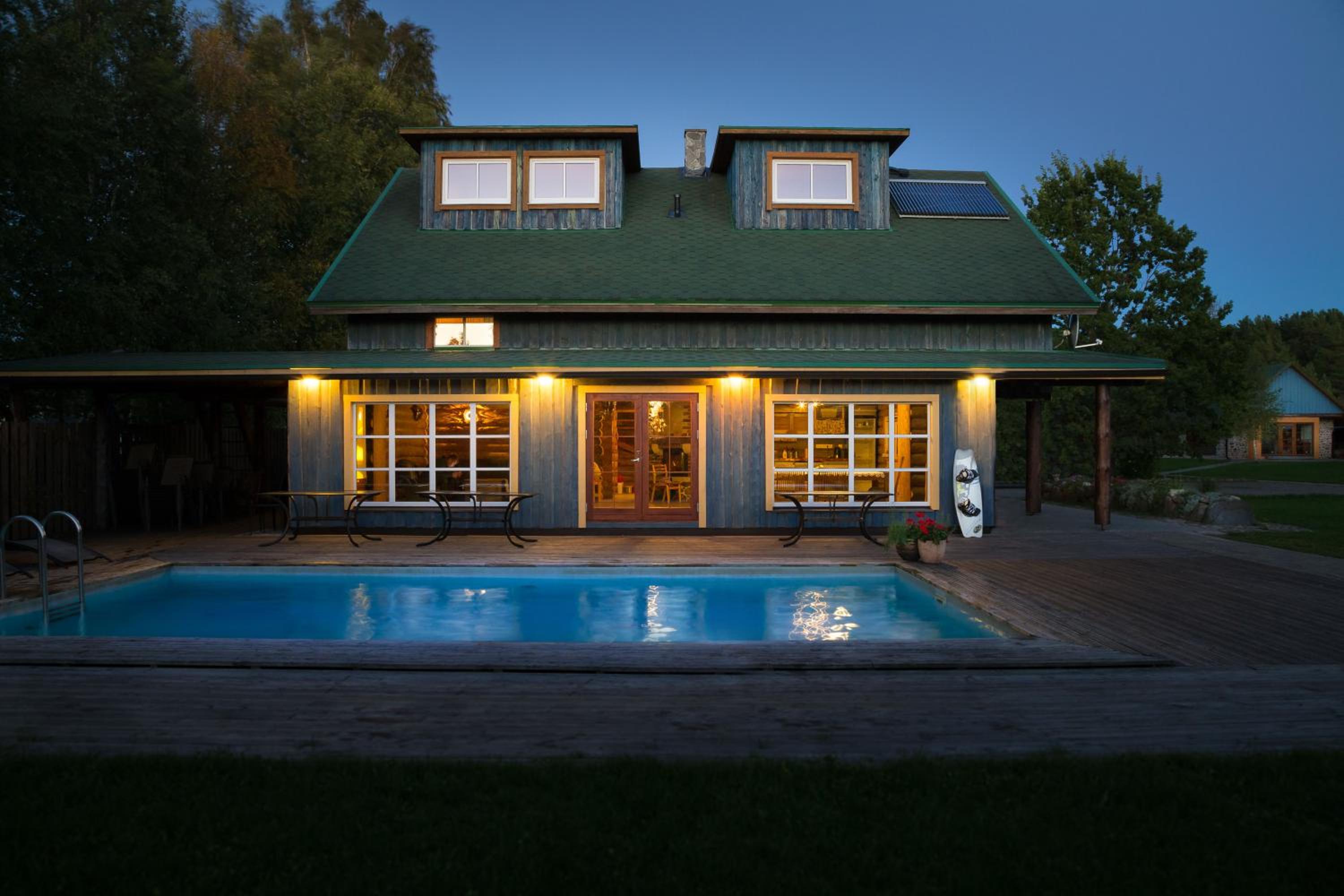 Tuisuliiva Holiday House