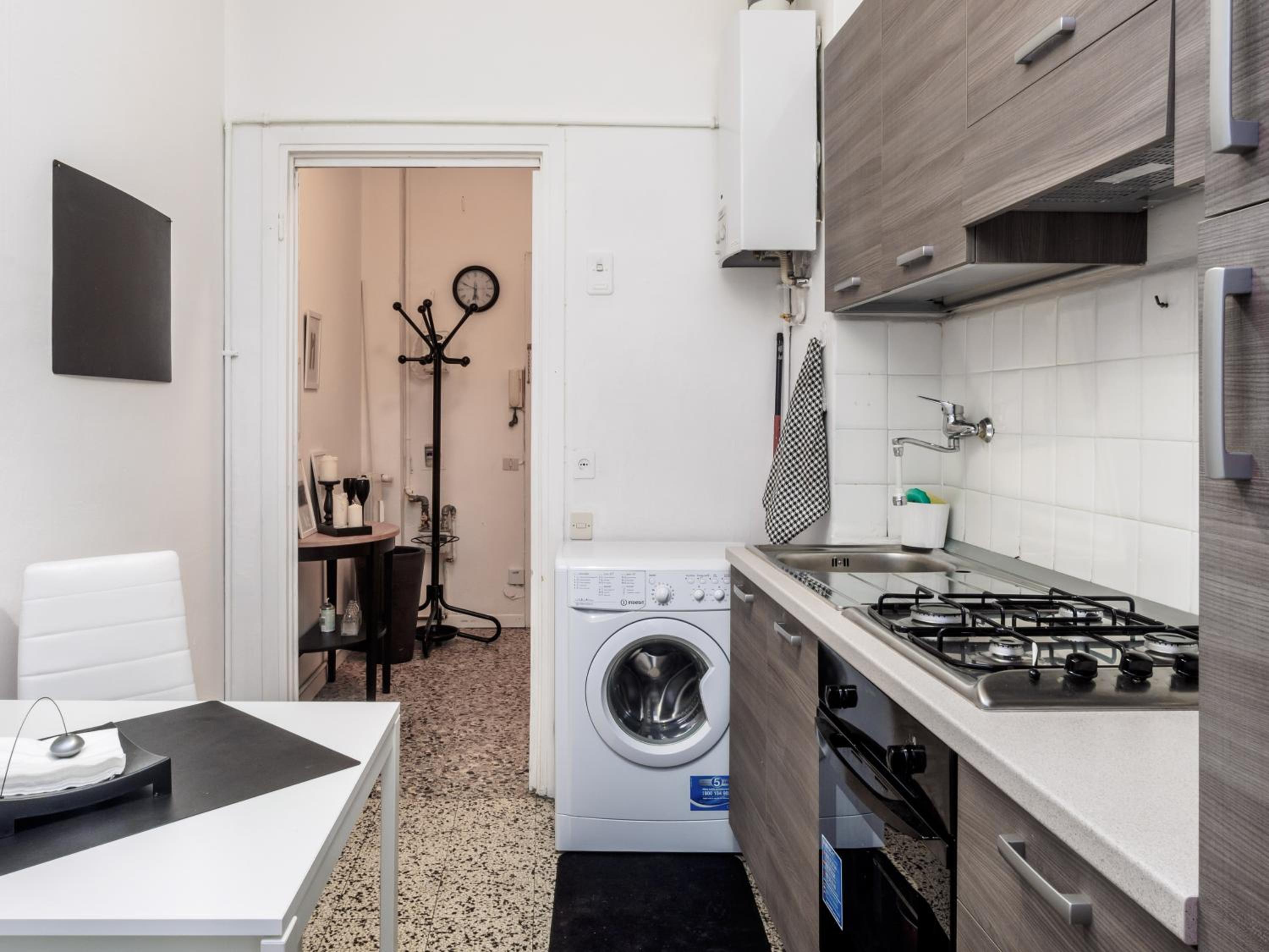 Enjoy Apartment Gorla