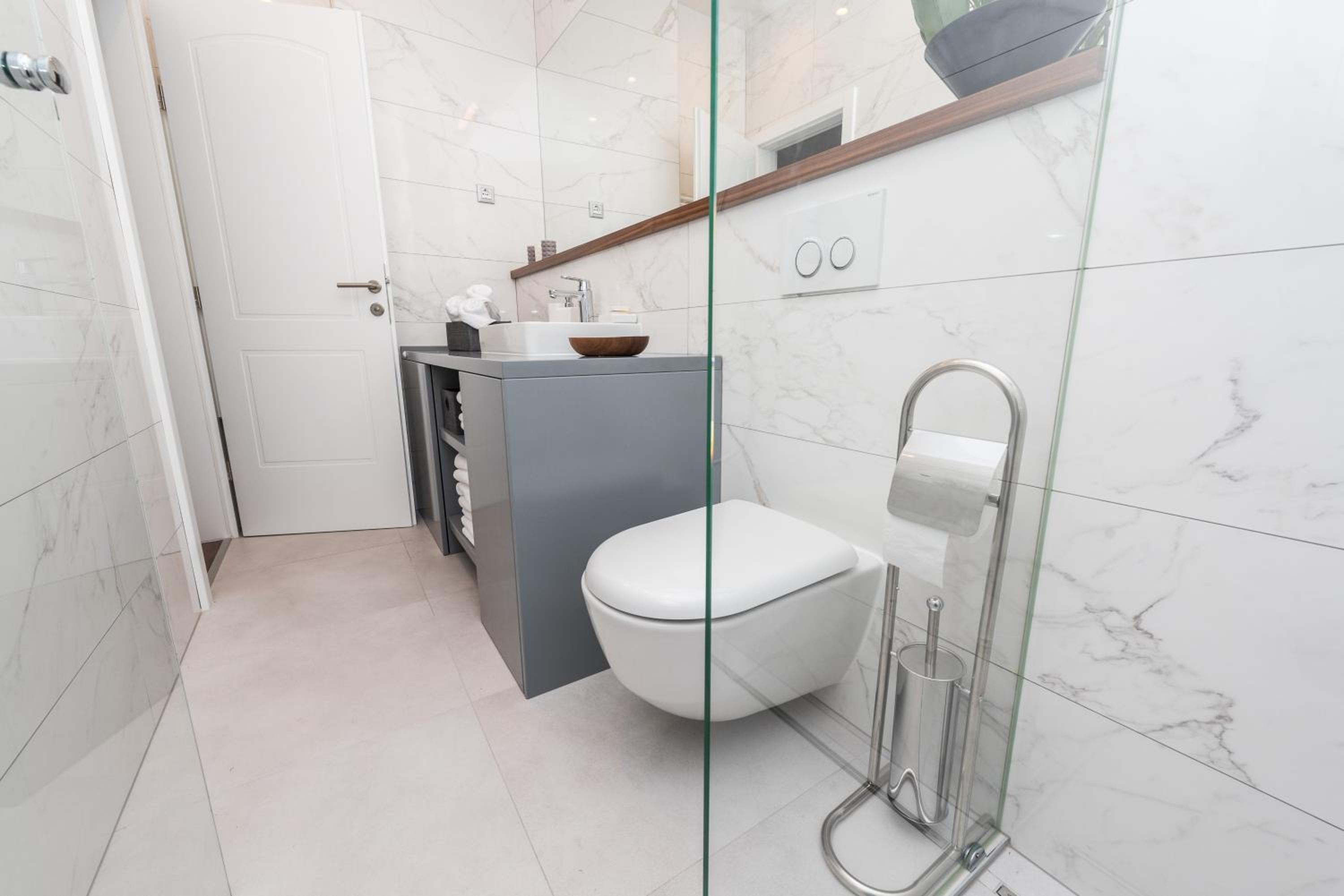 Sunset Beach Apartment en Zadar — bathroom