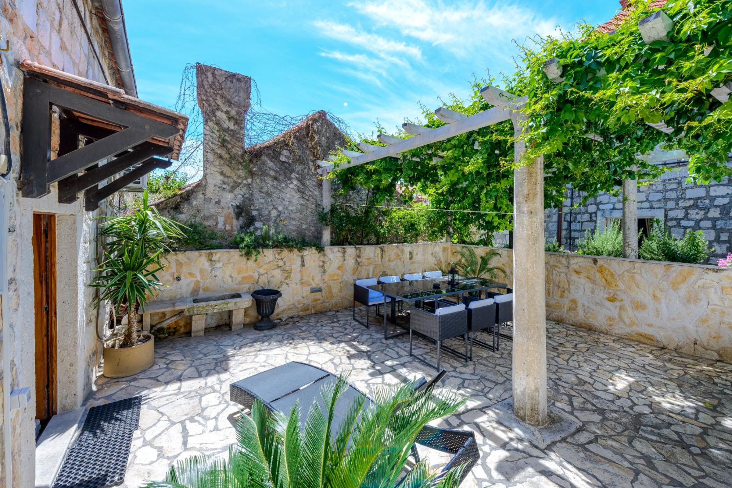 Dubrovnik Old House