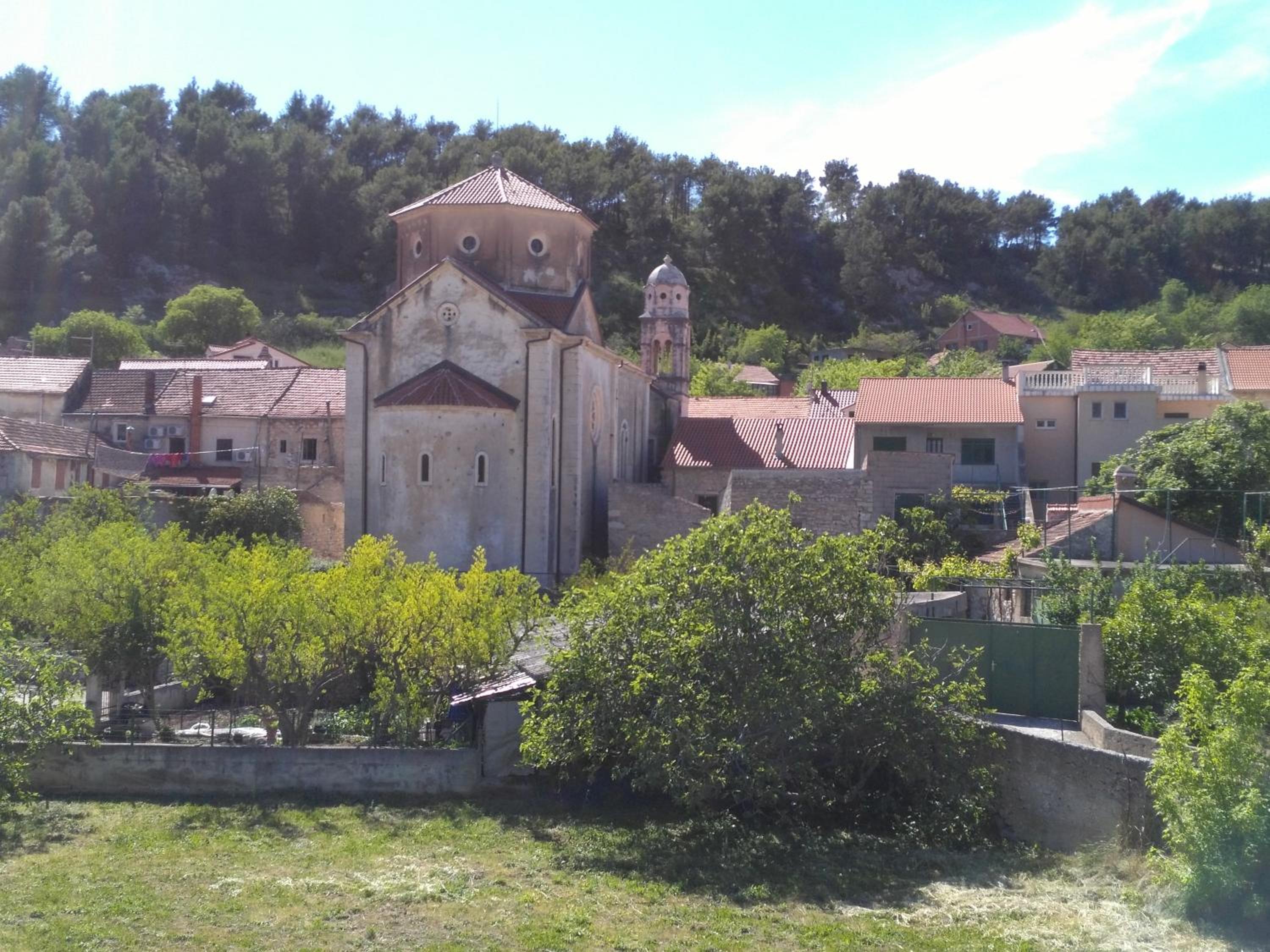 Photo 33