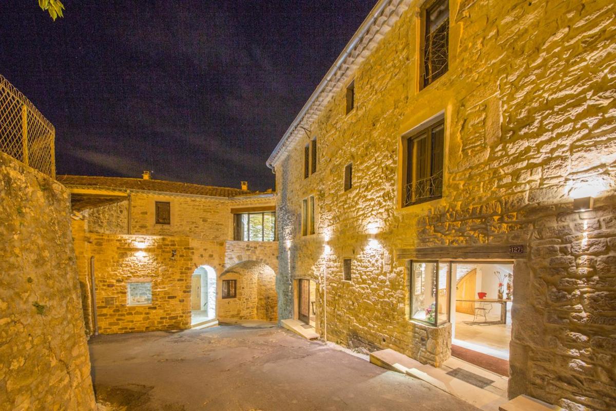 La Maison du Passage - Chambres, Spa et Restaurant