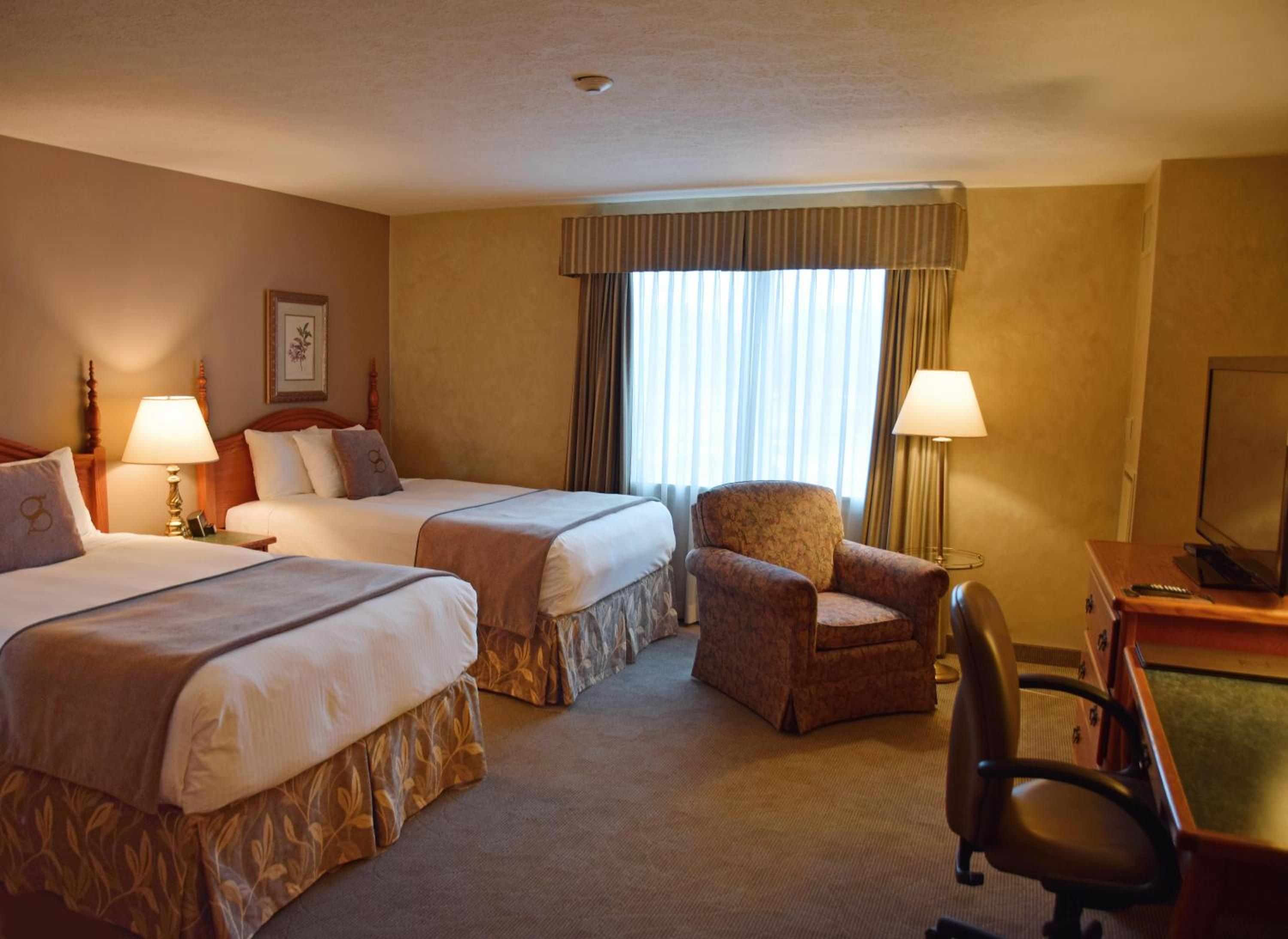Orillia Vacations - Stone Gate Inn - Property Image 2