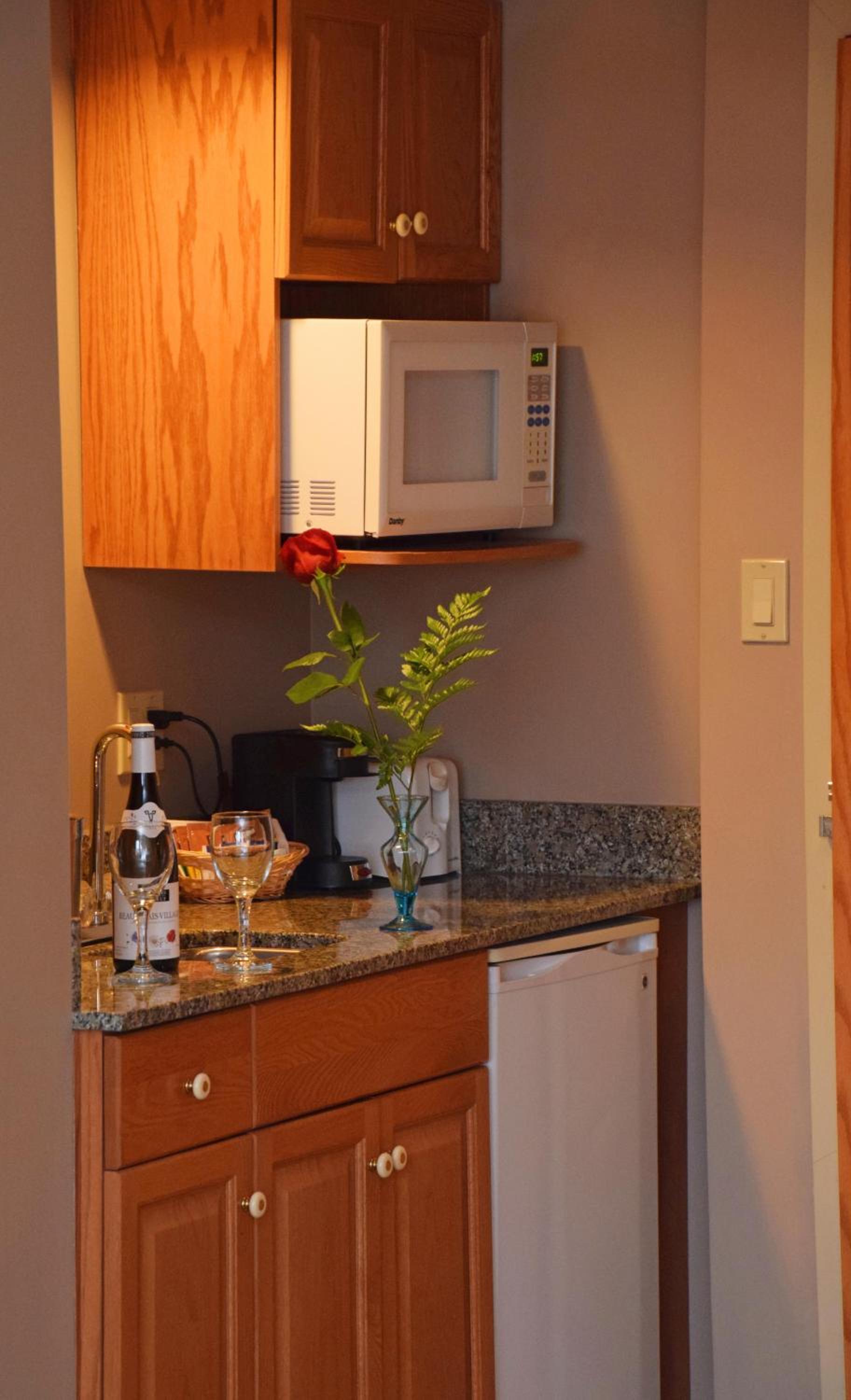 Orillia Vacations - Stone Gate Inn - Property Image 4