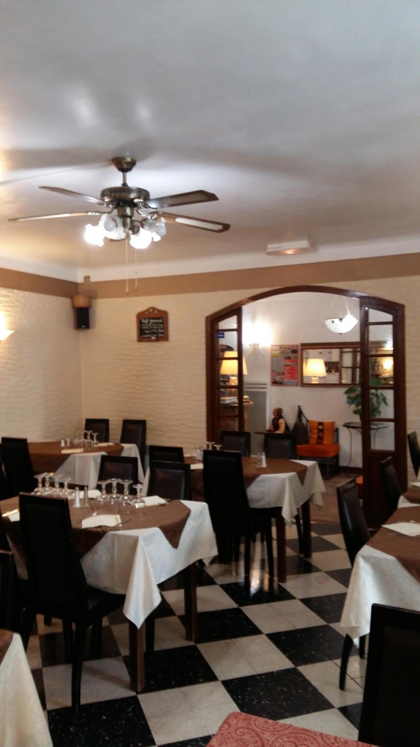 restaurant